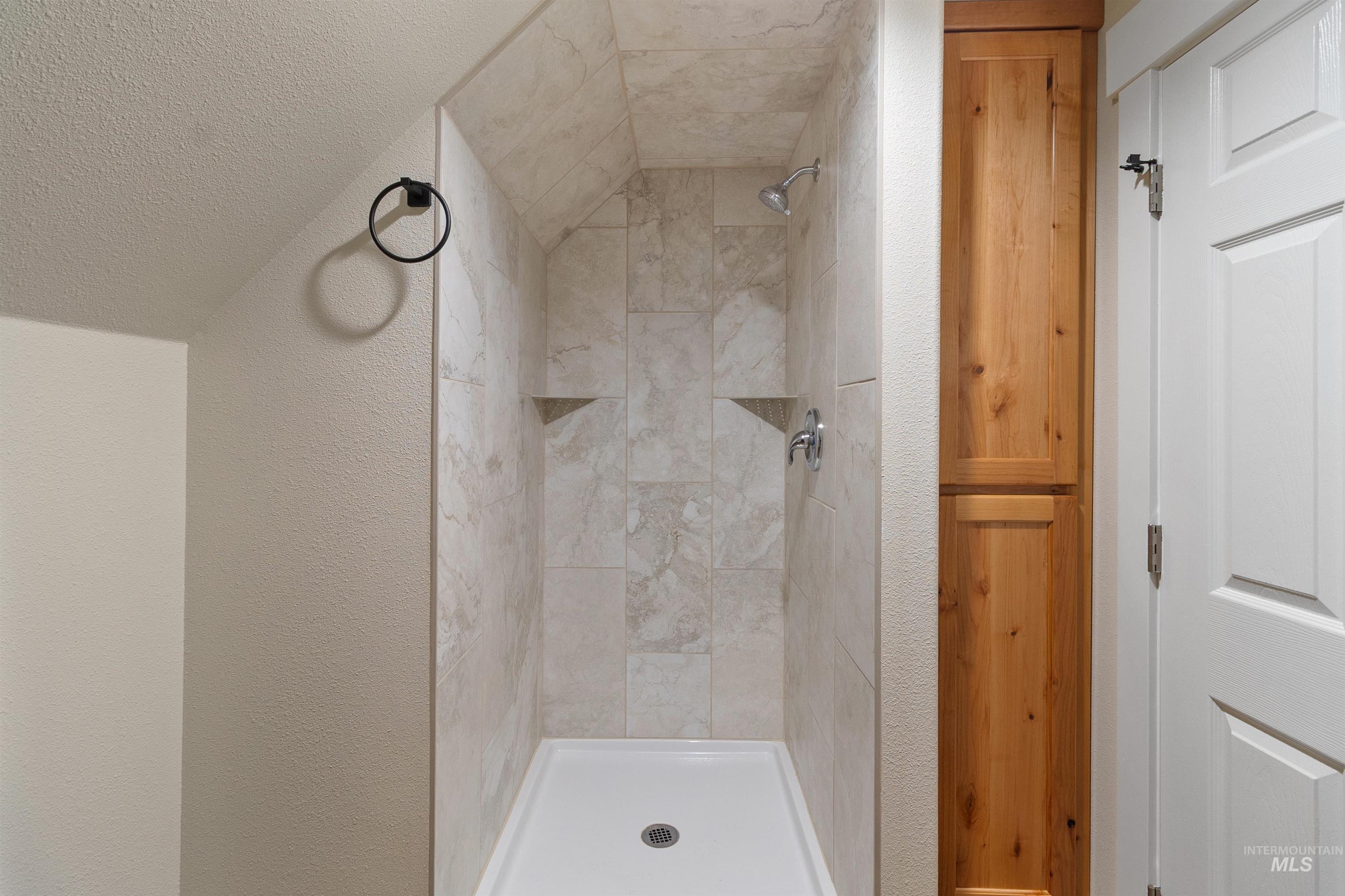 1605 E F Street Property Photo 45