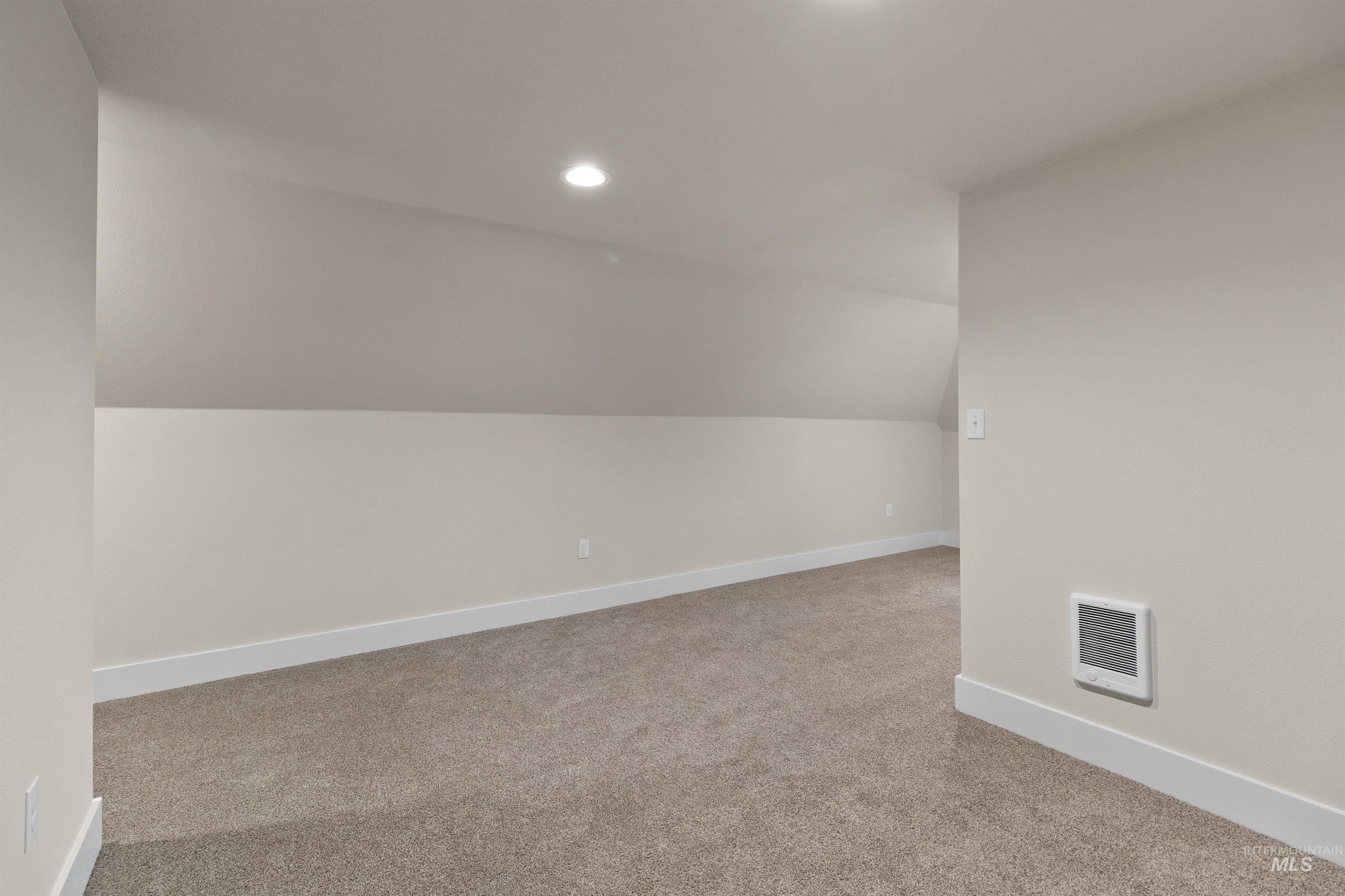 1605 E F Street Property Photo 49