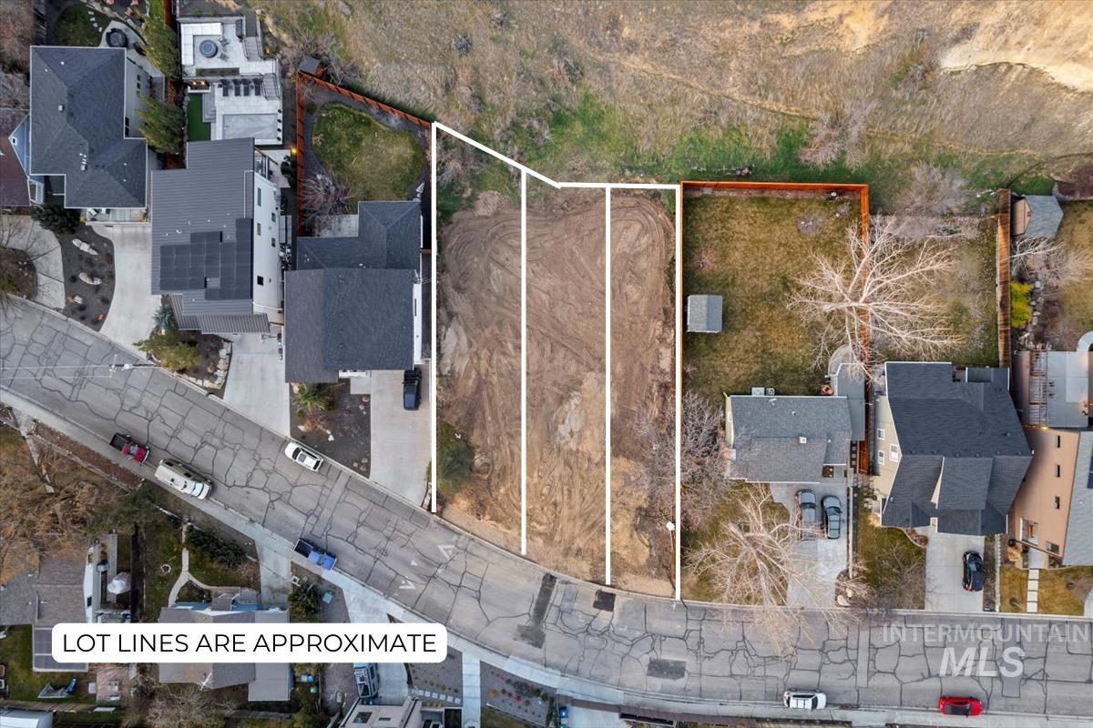 412 W Sherman St Property Photo 16