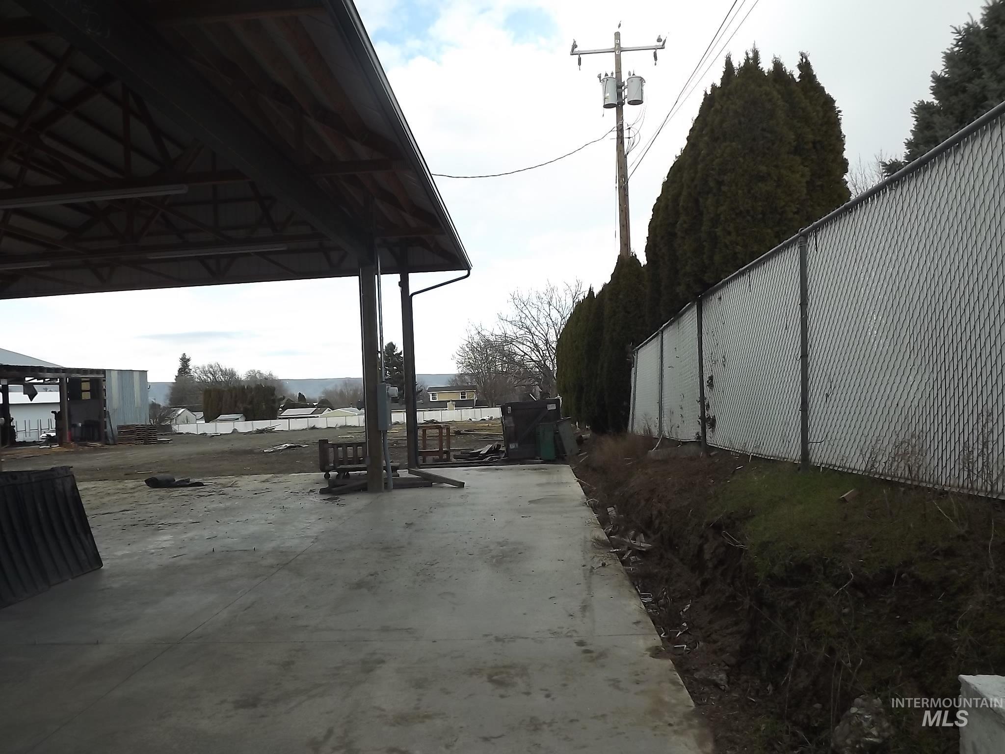 1415 Ripon Avenue Property Photo 5