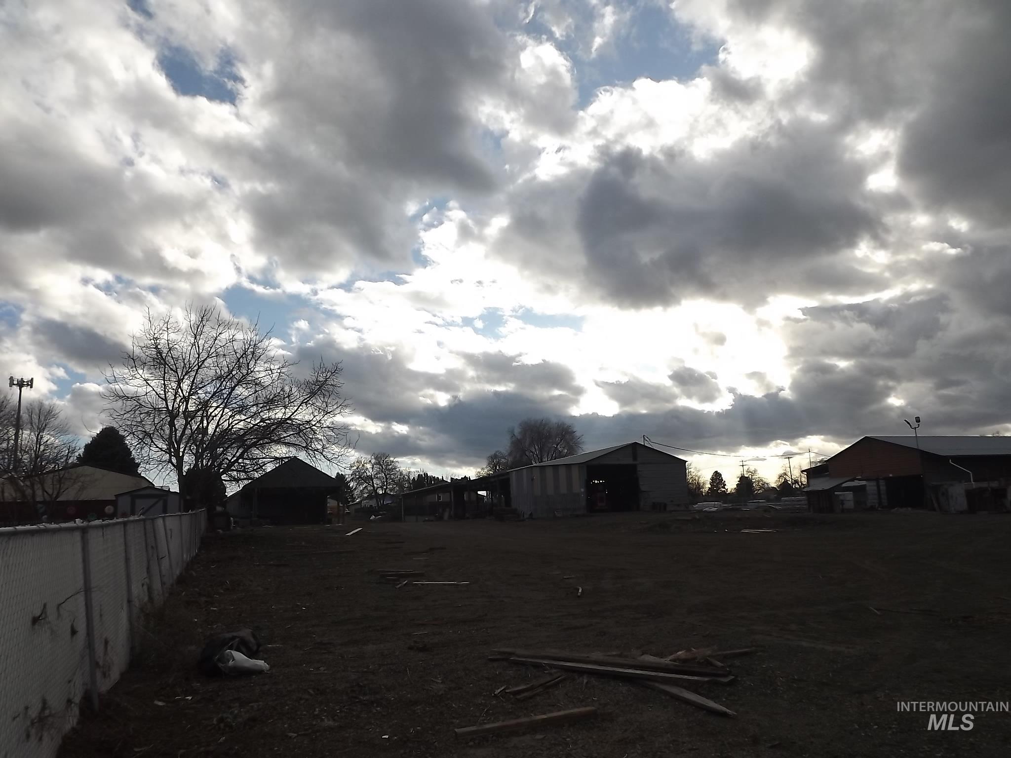 1415 Ripon Avenue Property Photo 9