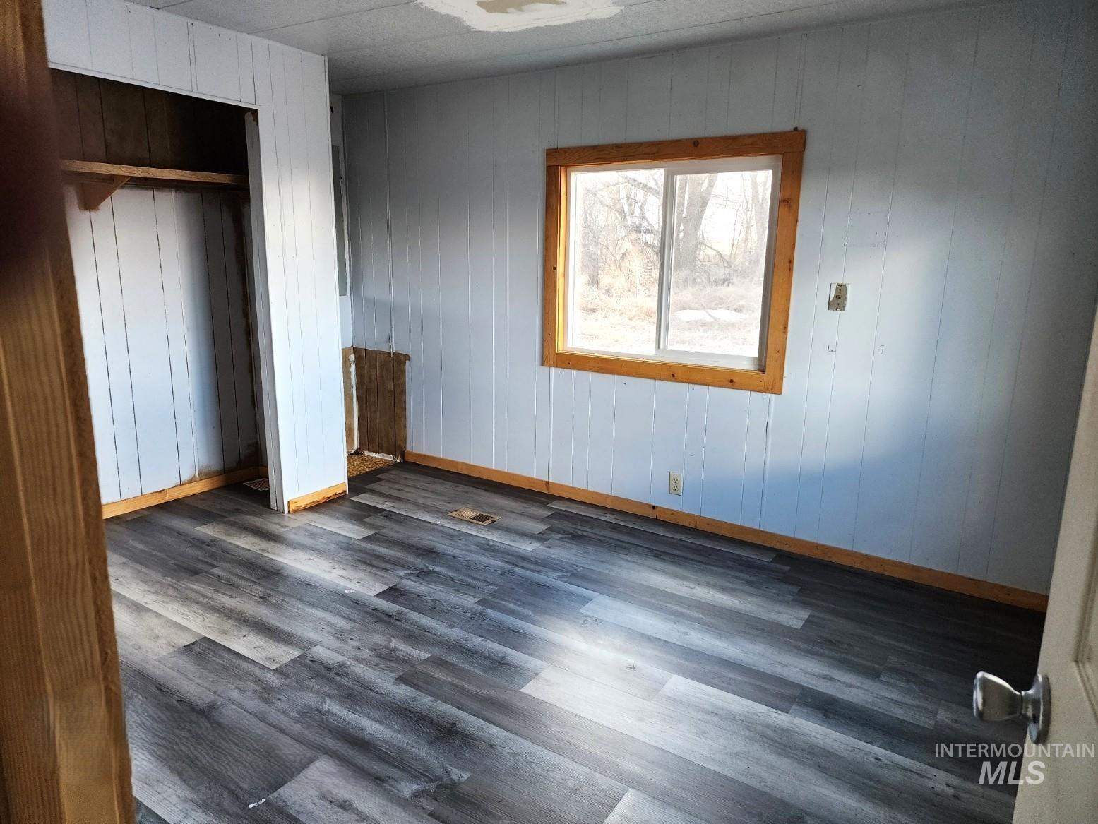 1853 Mclay Road Property Photo 6