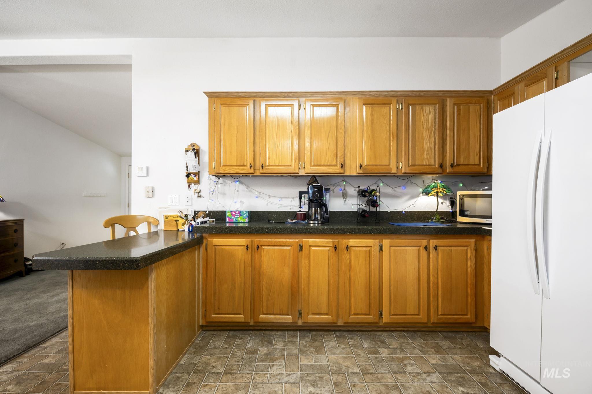5560 N. Fairfax Ln Property Photo 11