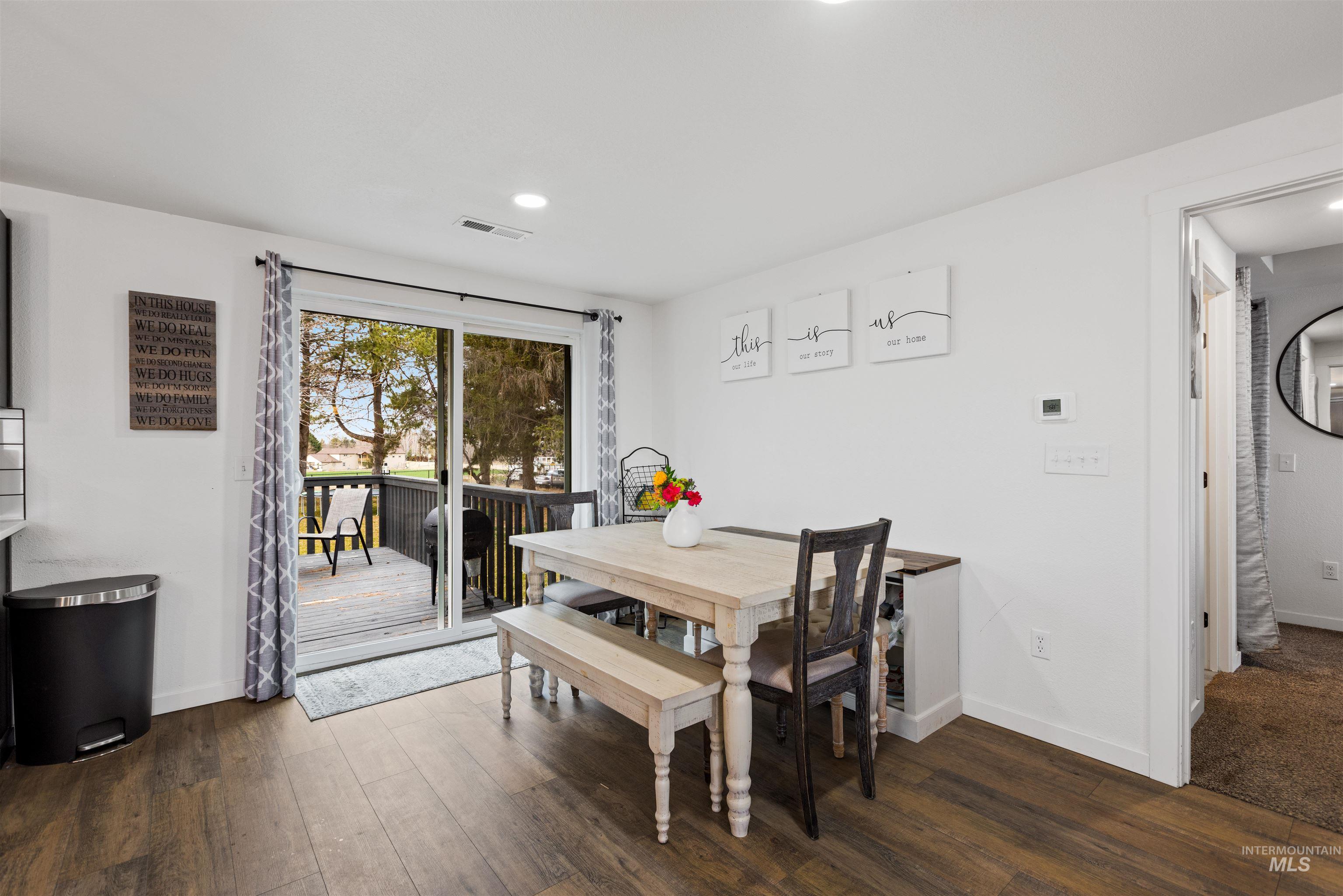 11583 Orchard Ave Property Photo 17