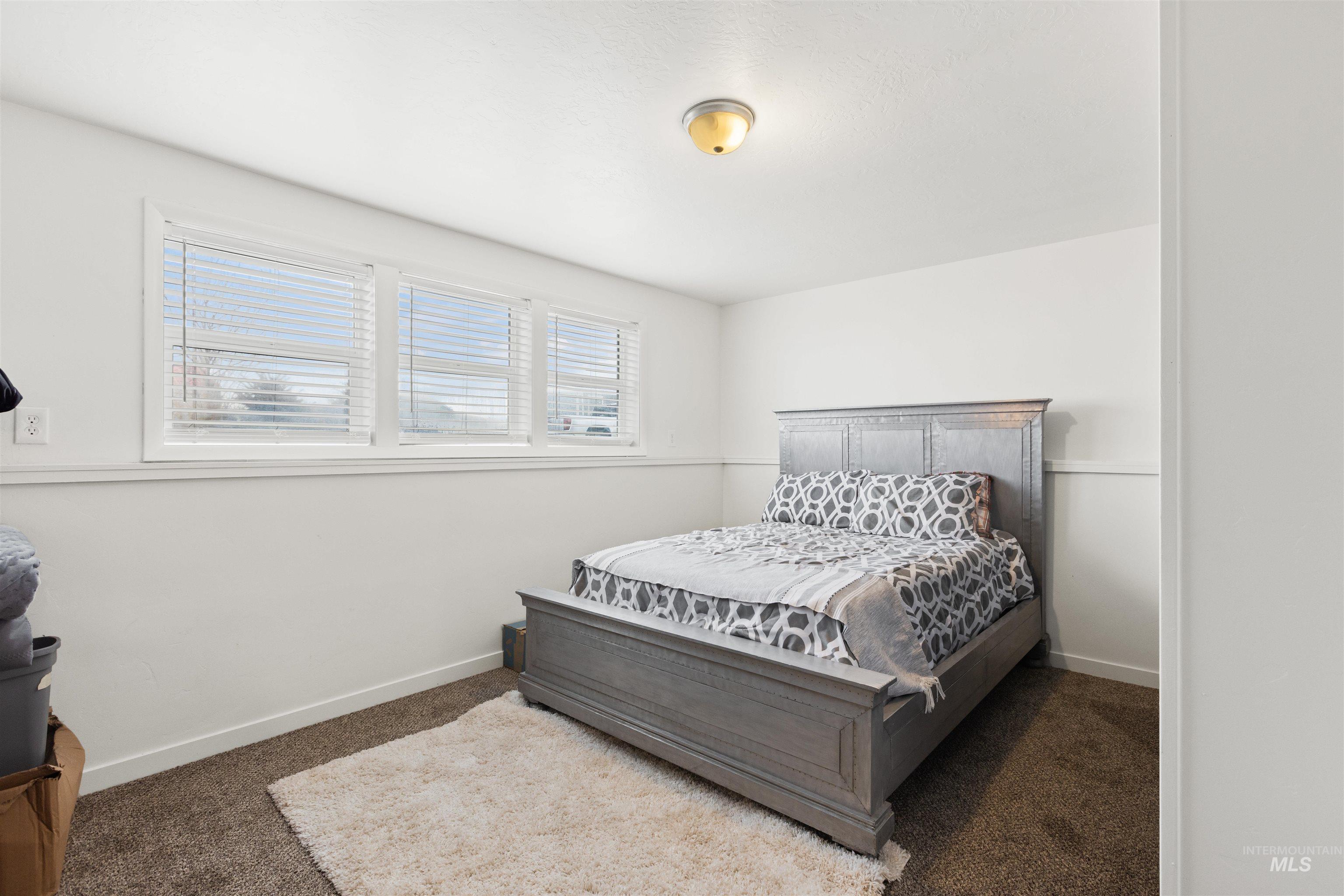 11583 Orchard Ave Property Photo 28