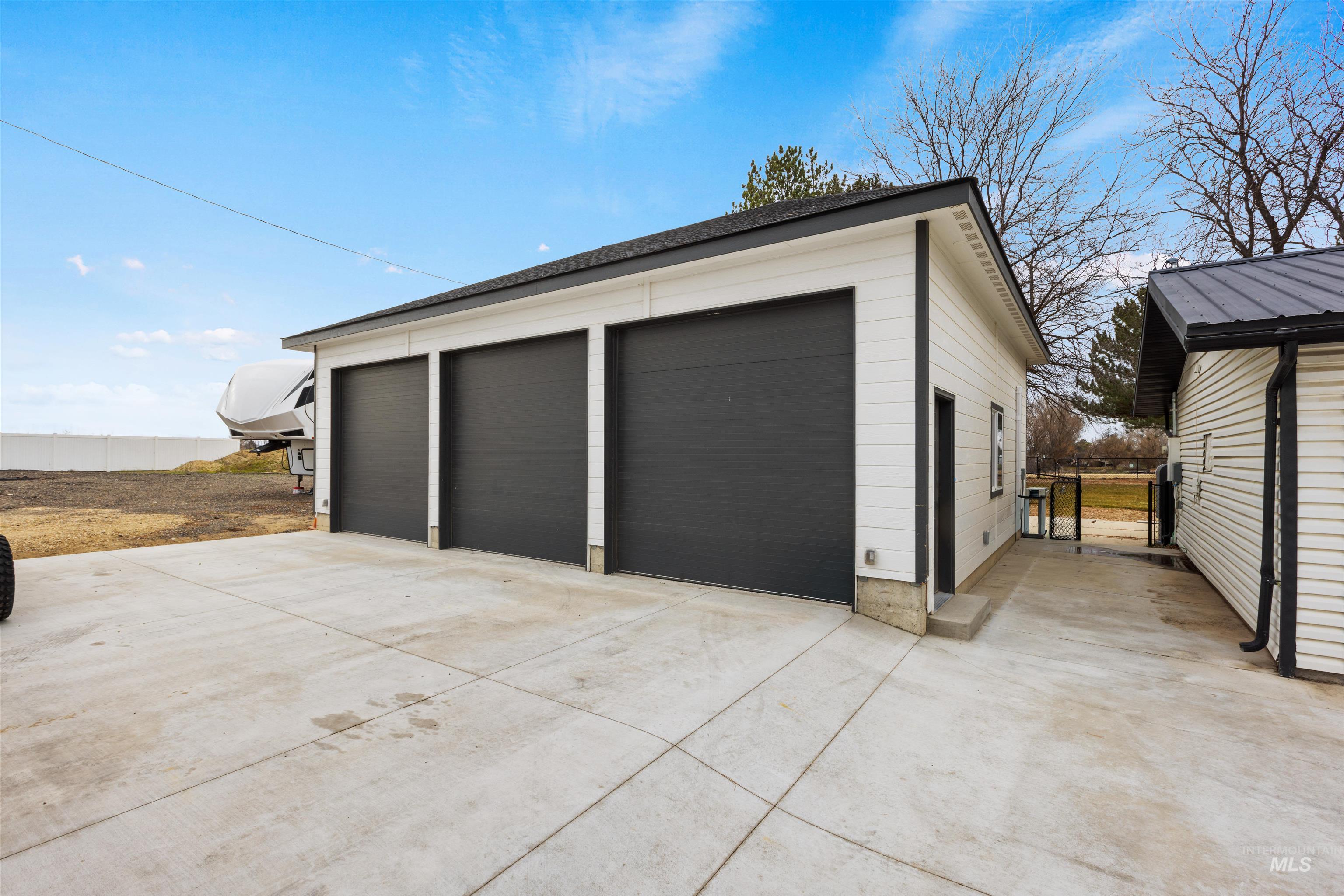11583 Orchard Ave Property Photo 36