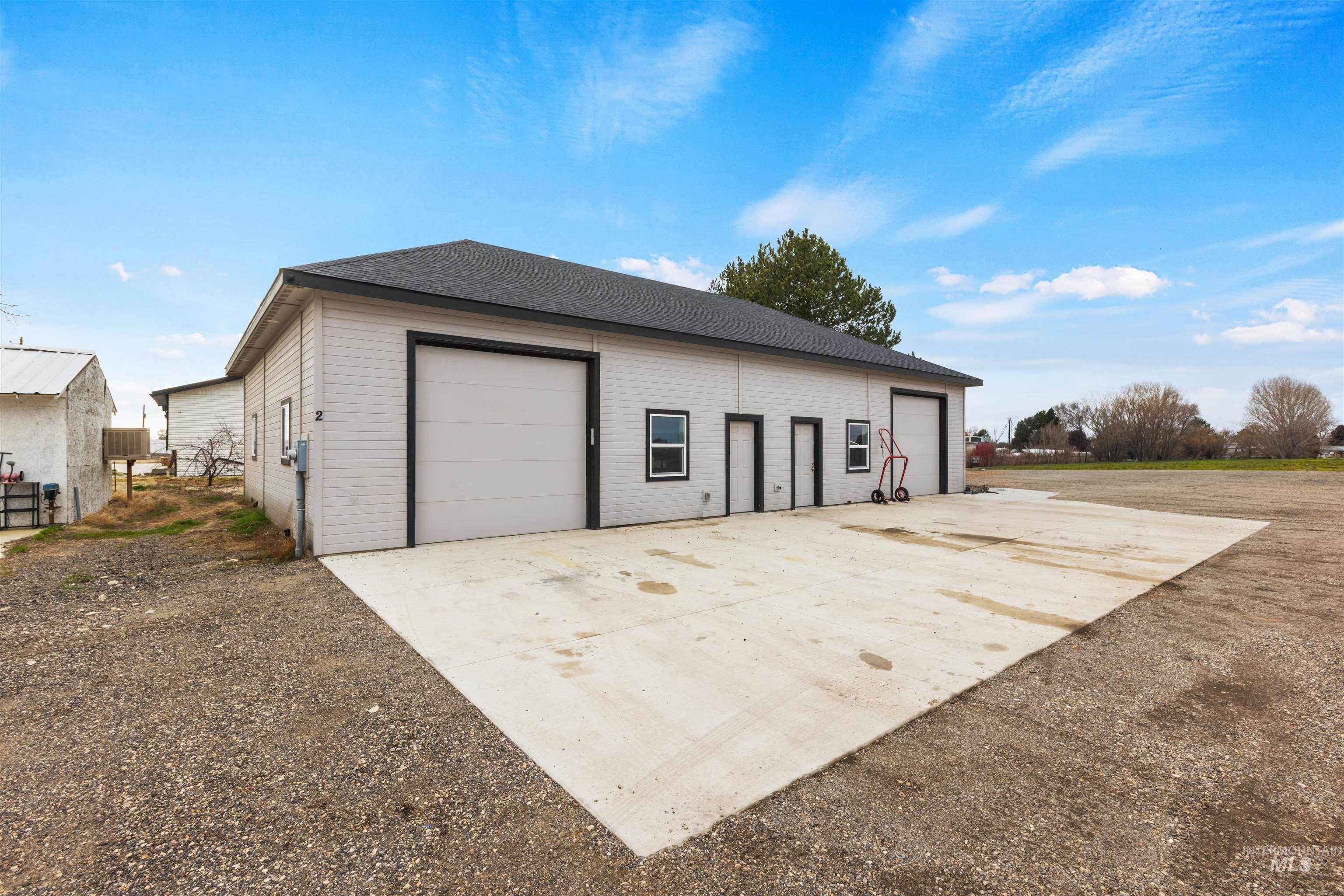 11583 Orchard Ave Property Photo 39
