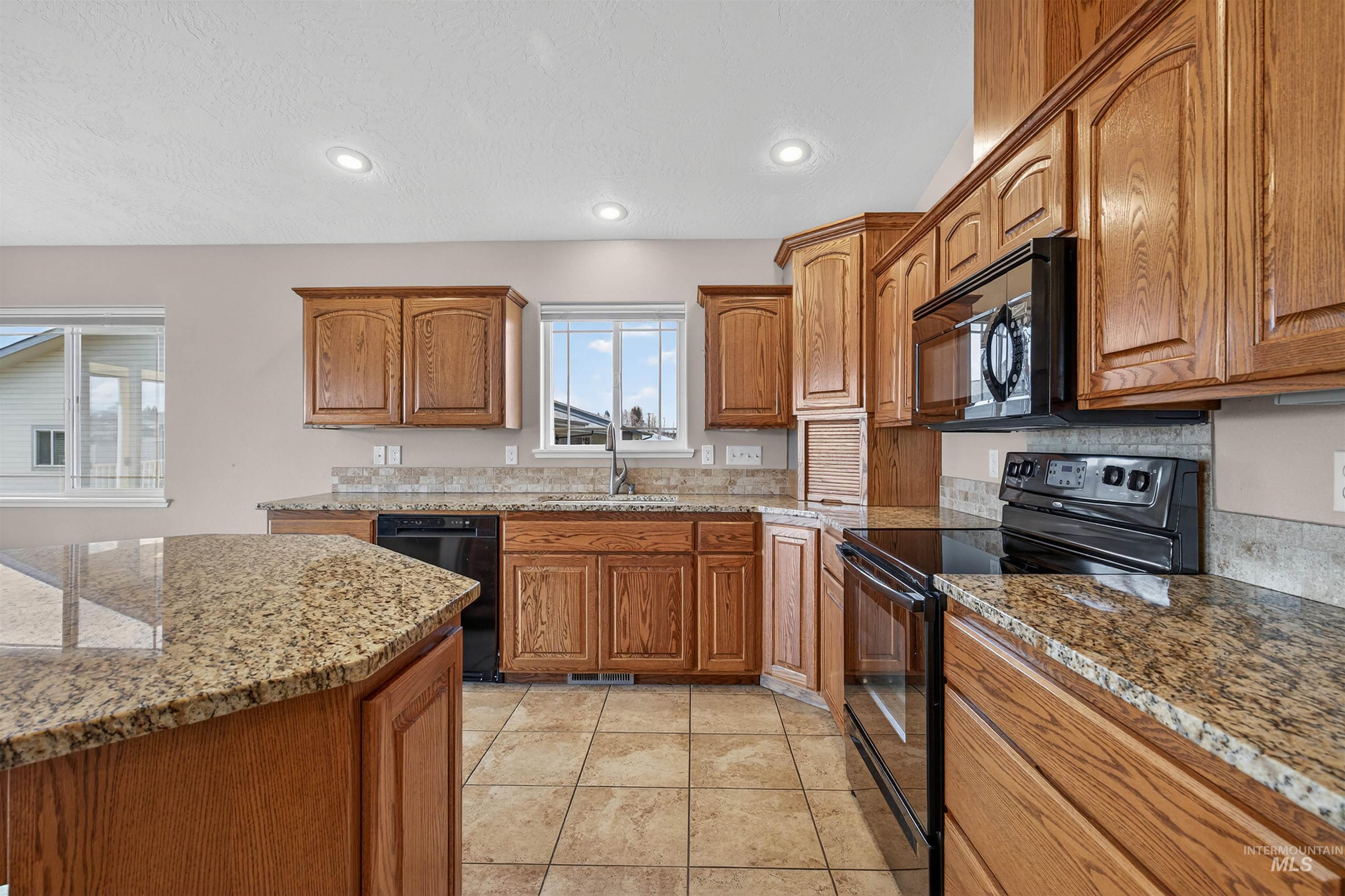 3524 10th Street Property Photo 10