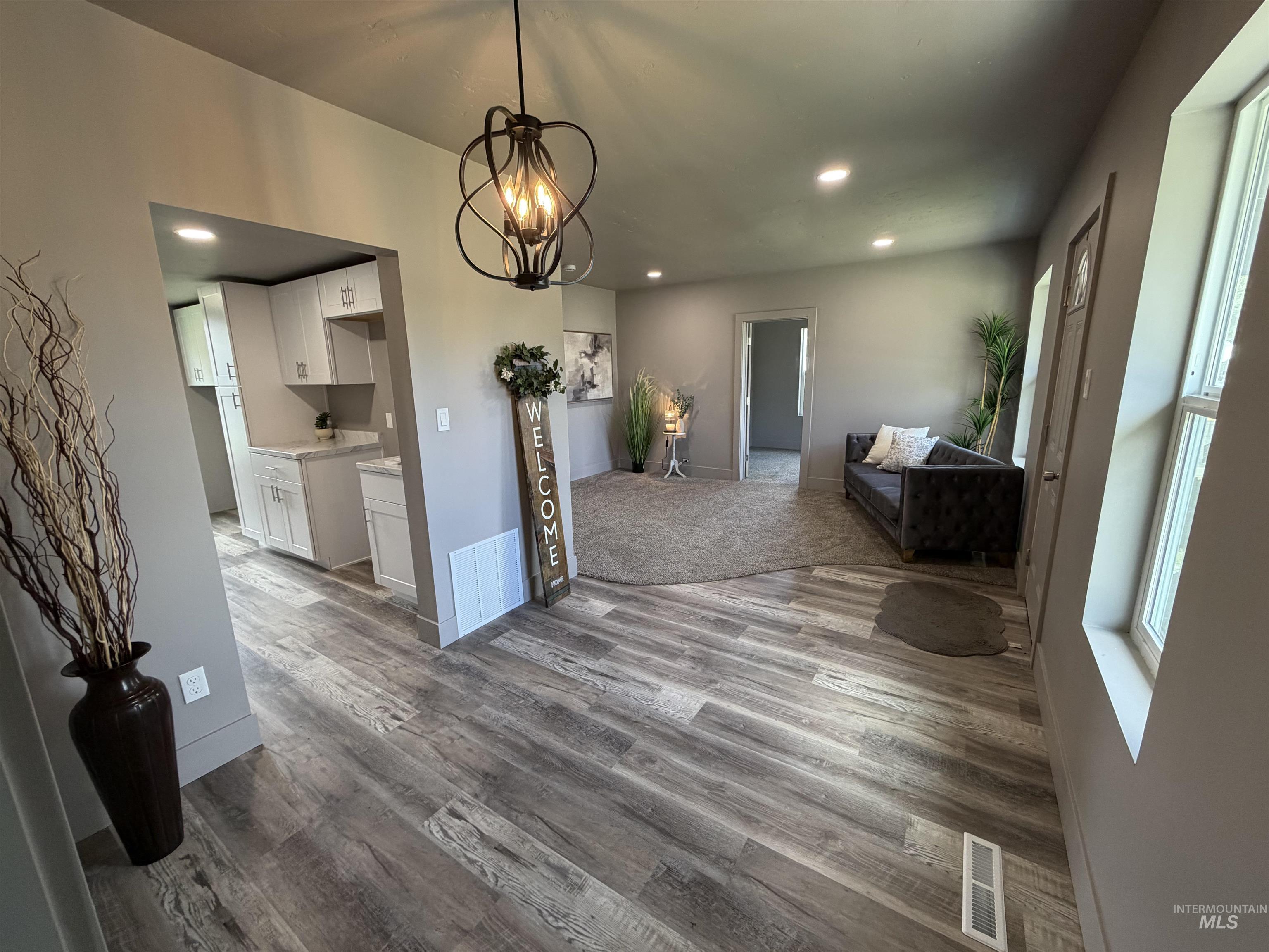 600 11th Street Property Photo 1