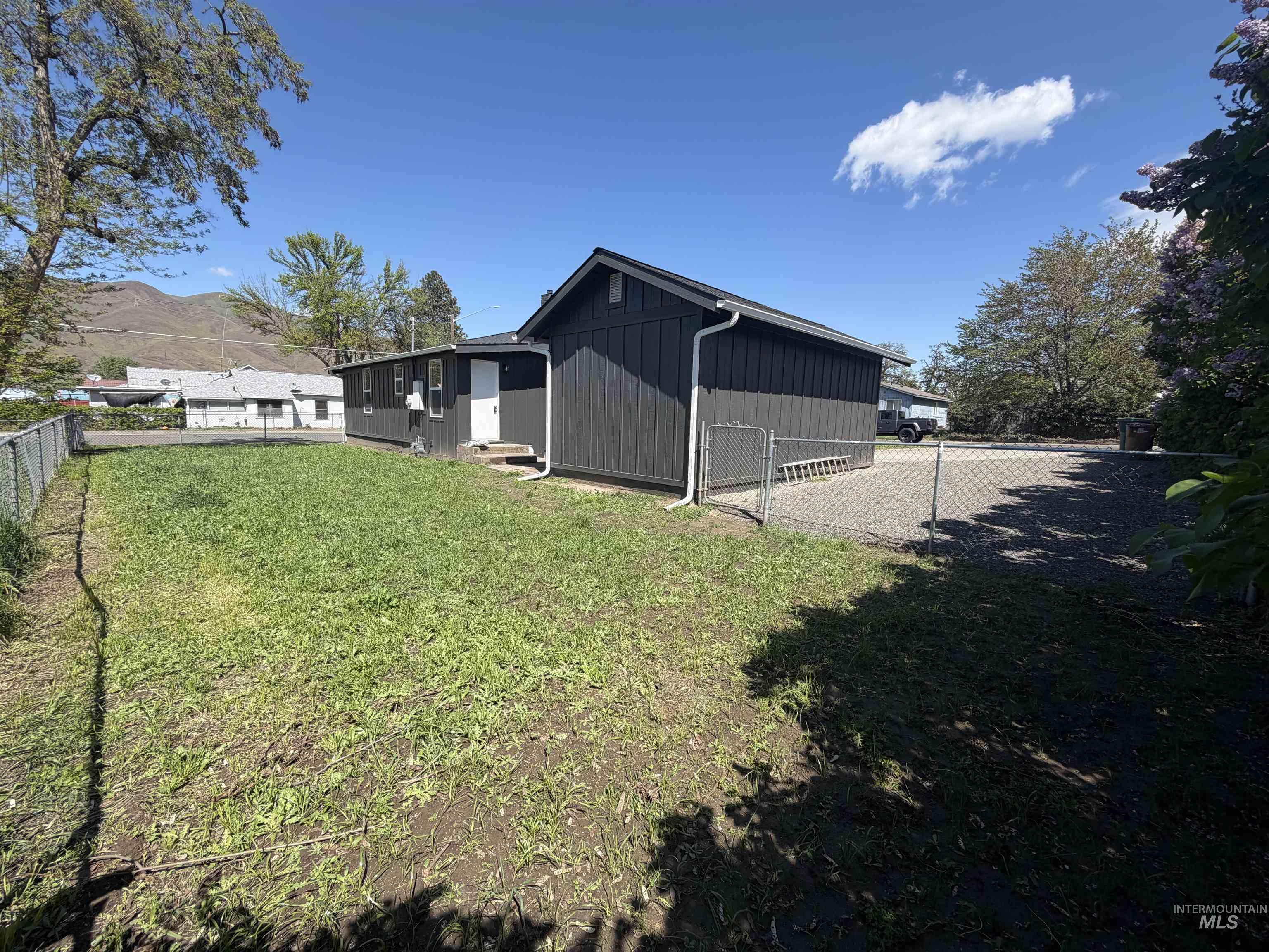 600 11th Street Property Photo 33