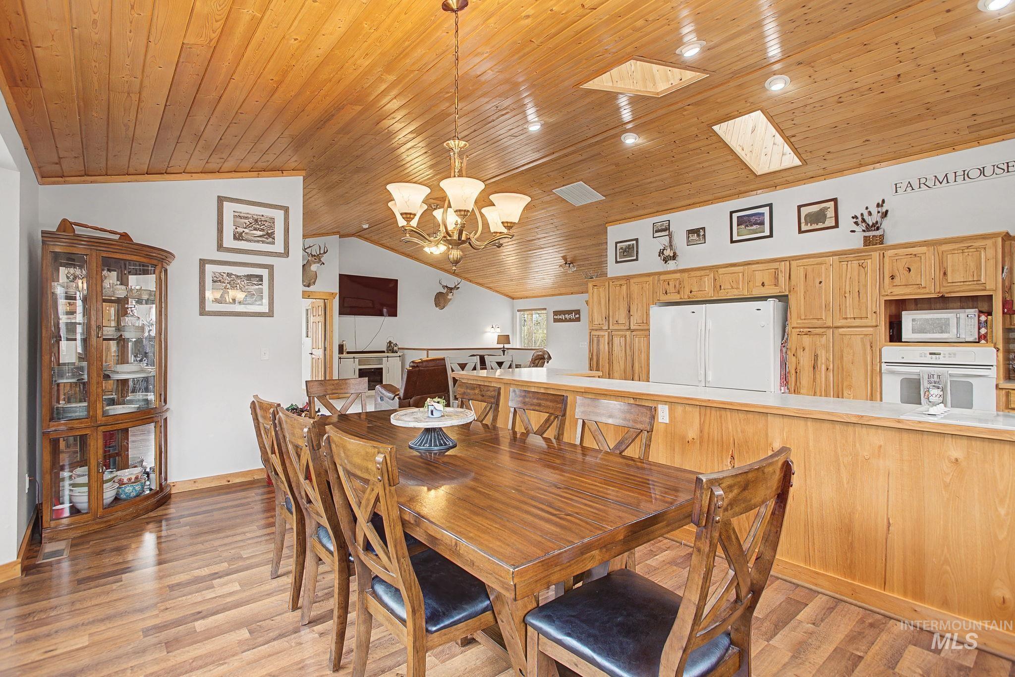 20485 Cottontail Lane Property Photo 11