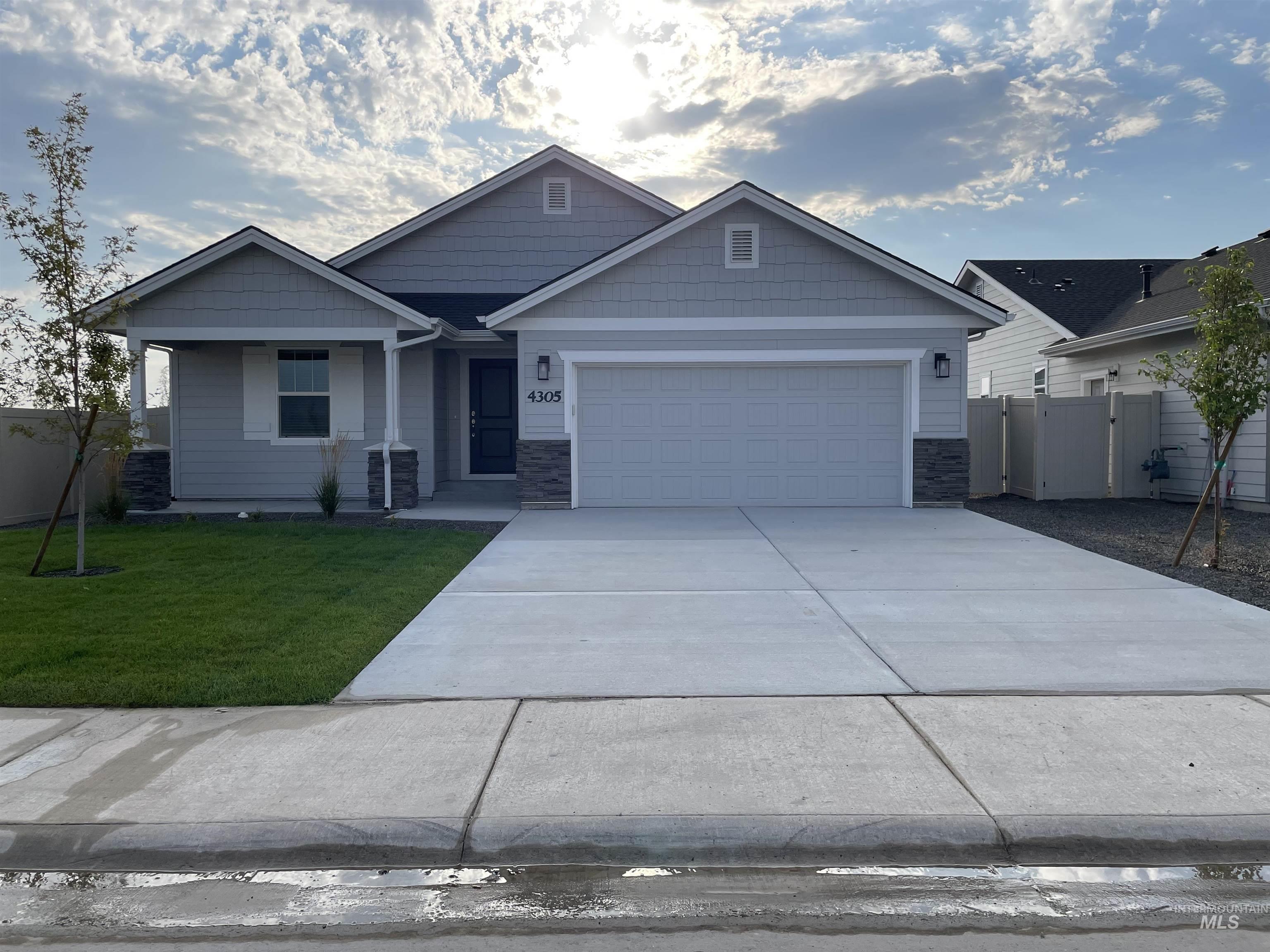 4305 Solitude Way Property Photo 1