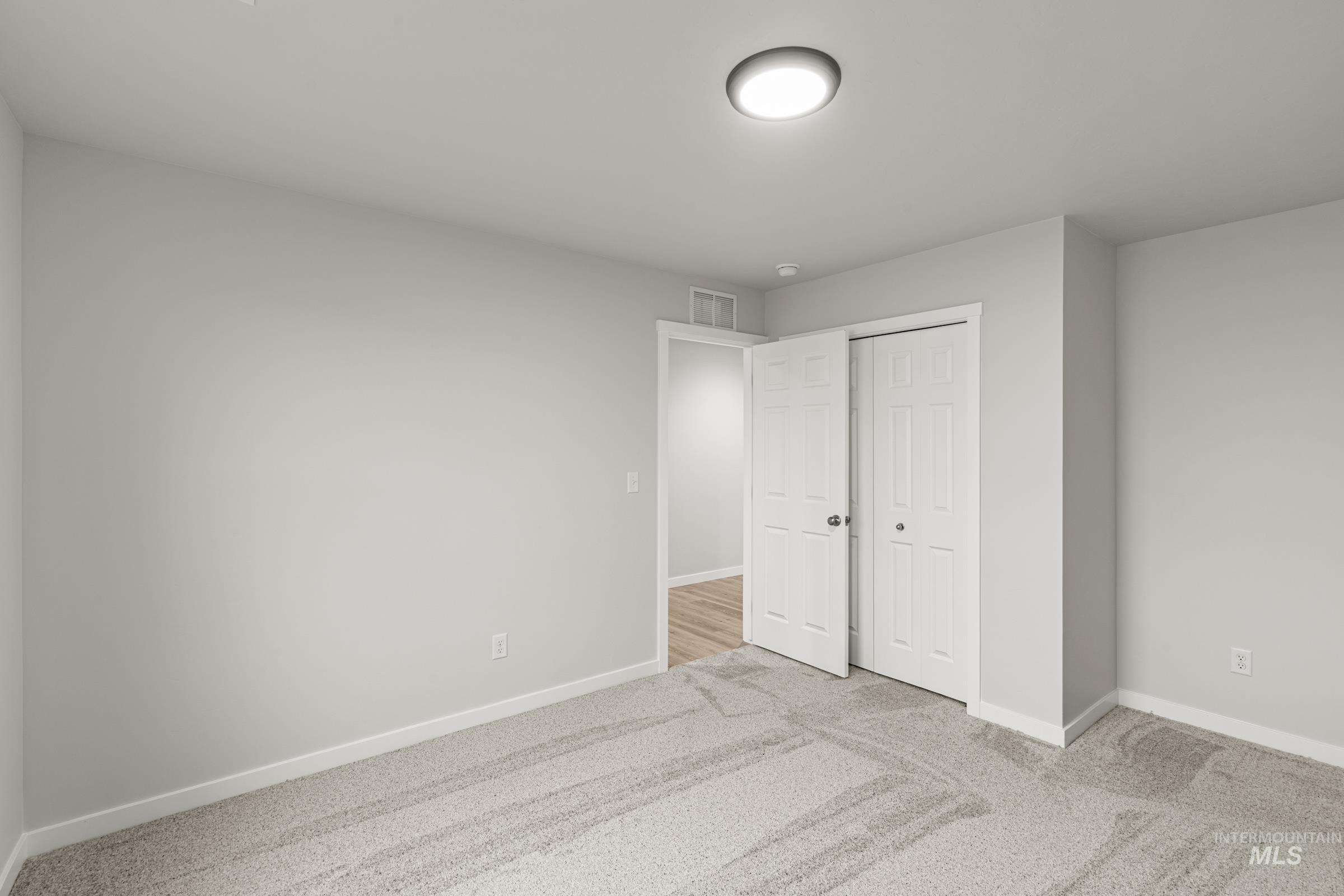 1669 Dyer St Property Photo 10