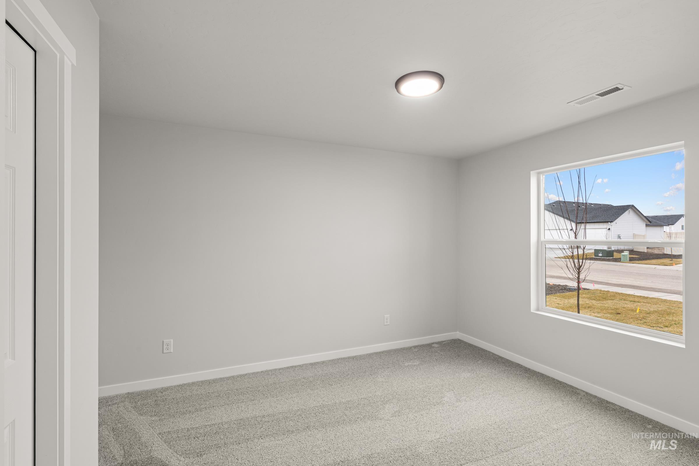 1669 Dyer St Property Photo 11