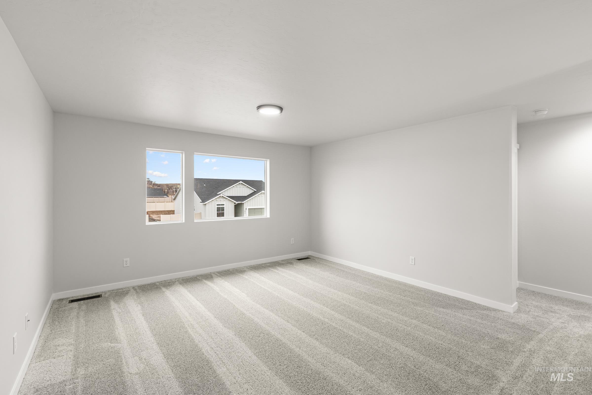 1669 Dyer St Property Photo 13
