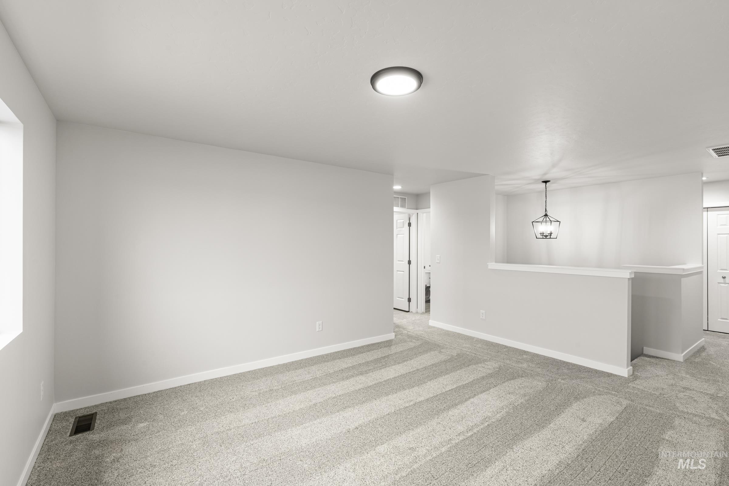 1669 Dyer St Property Photo 14