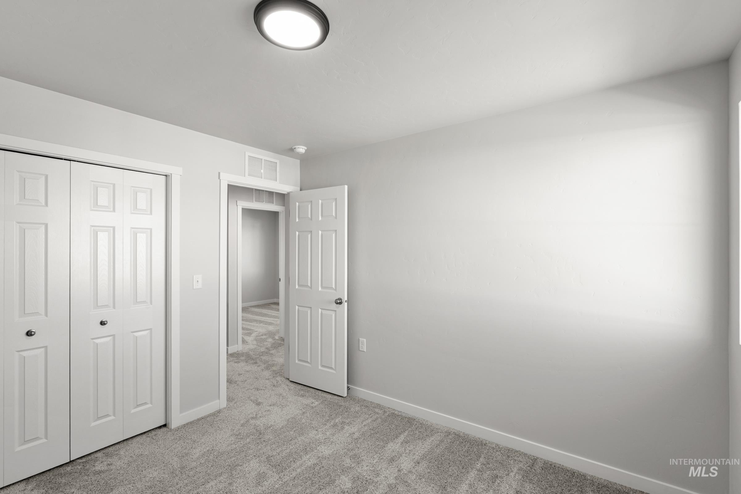 1687 Dyer St Property Photo 19