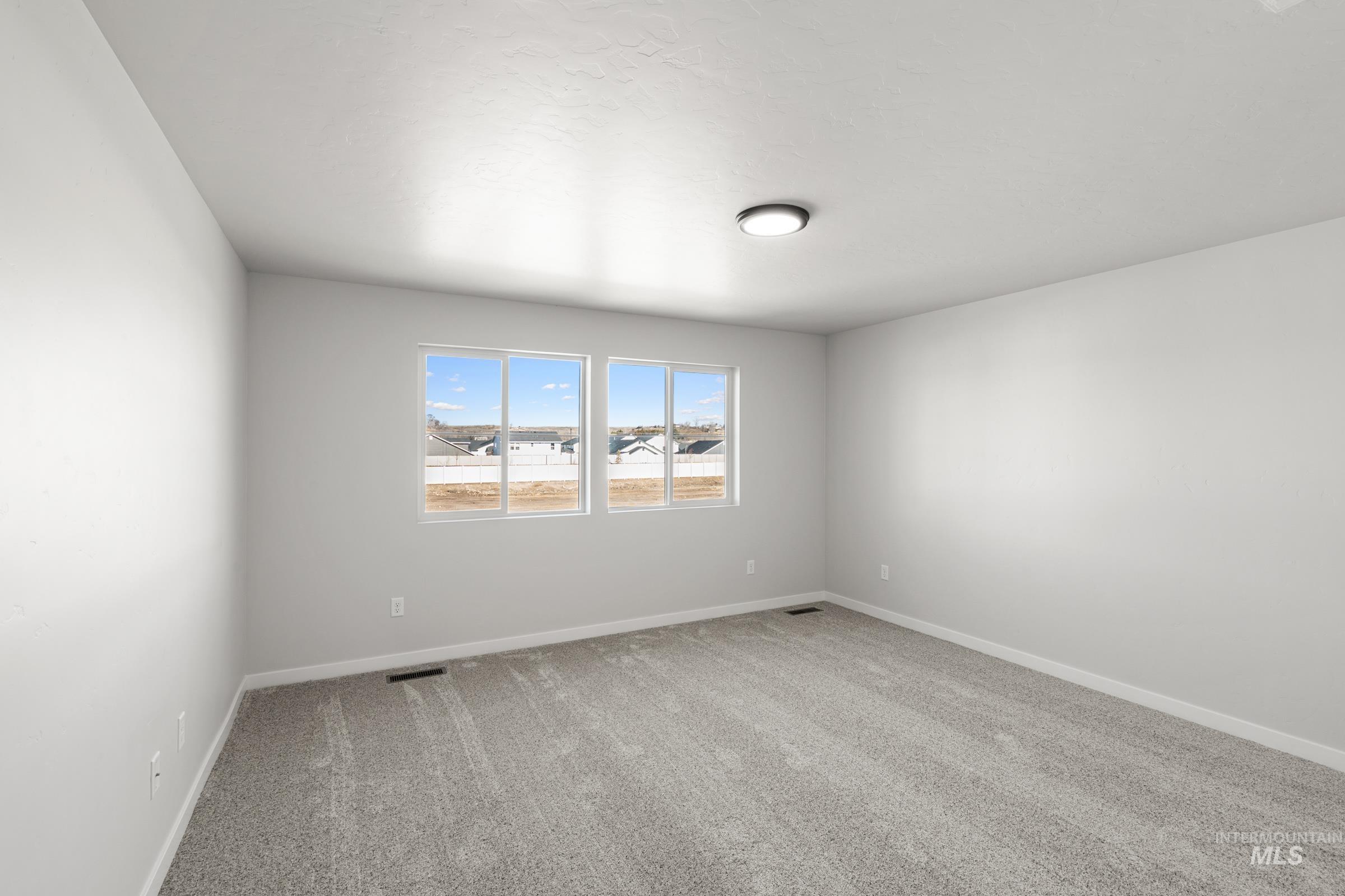 1687 Dyer St Property Photo 23