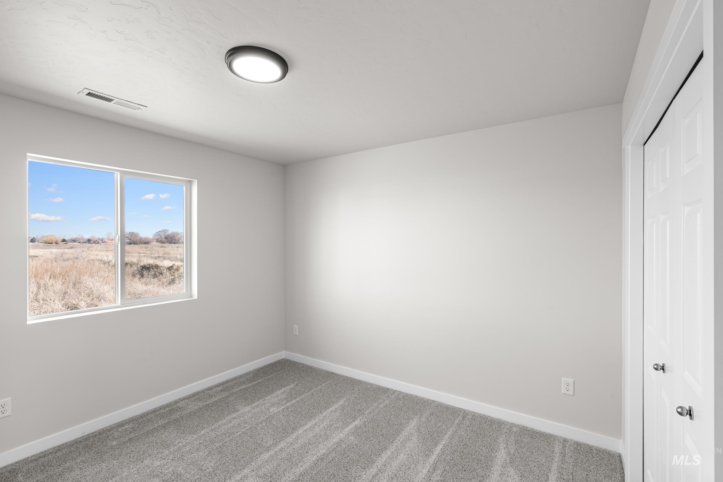 1622 Covington St Property Photo 11
