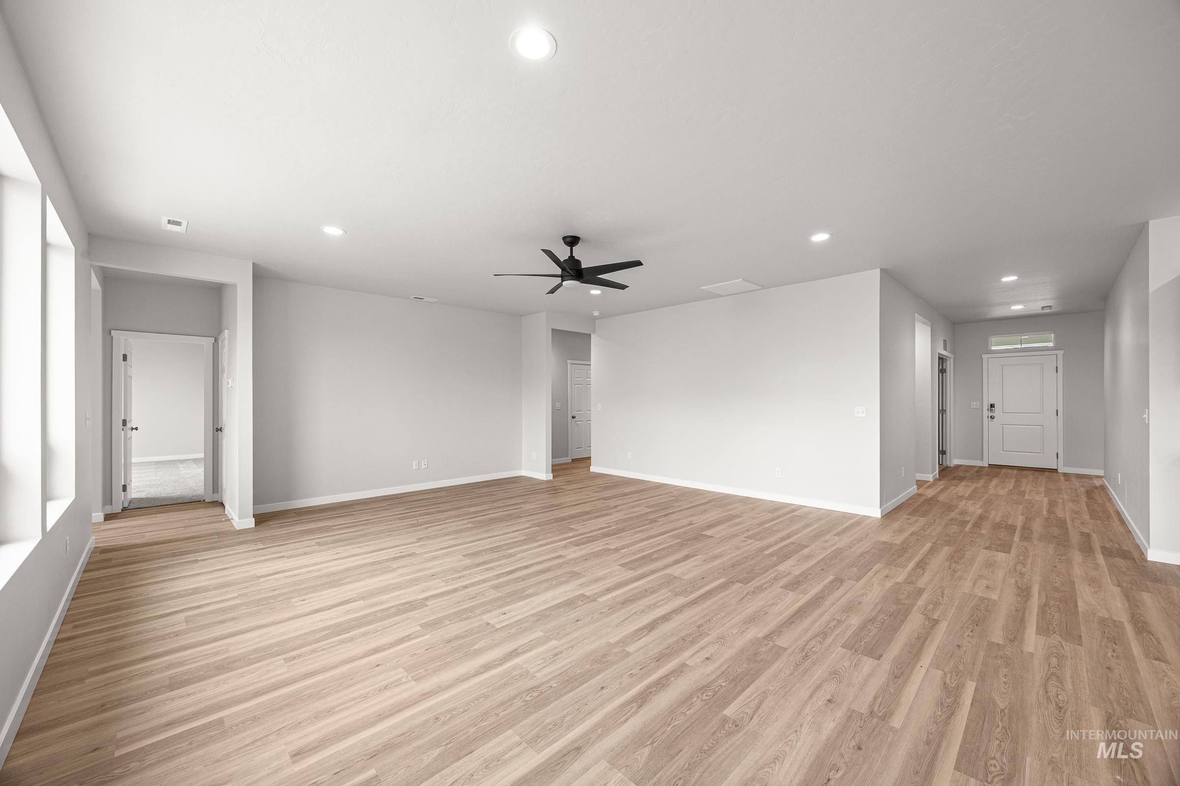13667 Judson St Property Photo 8