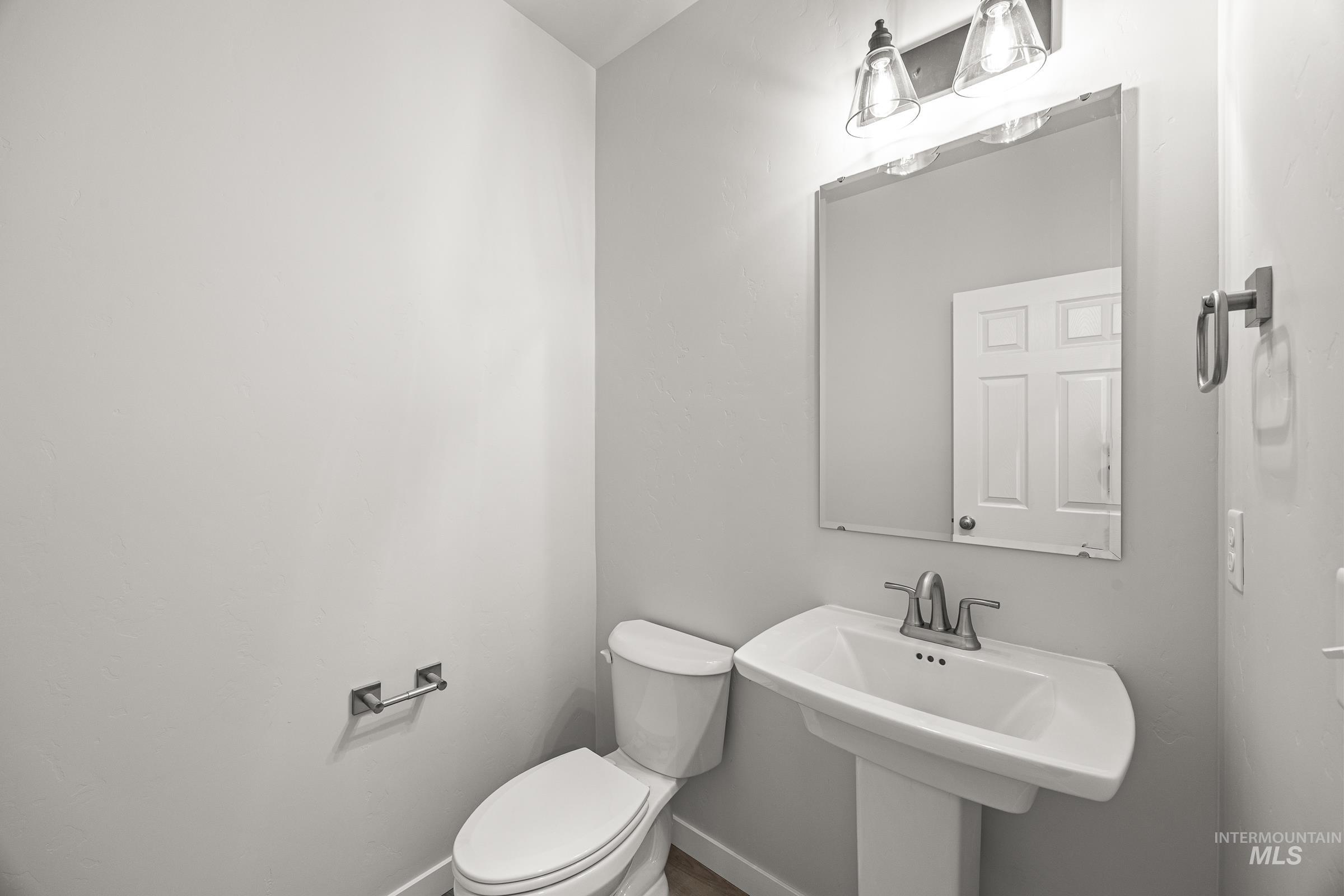 13667 Judson St Property Photo 16