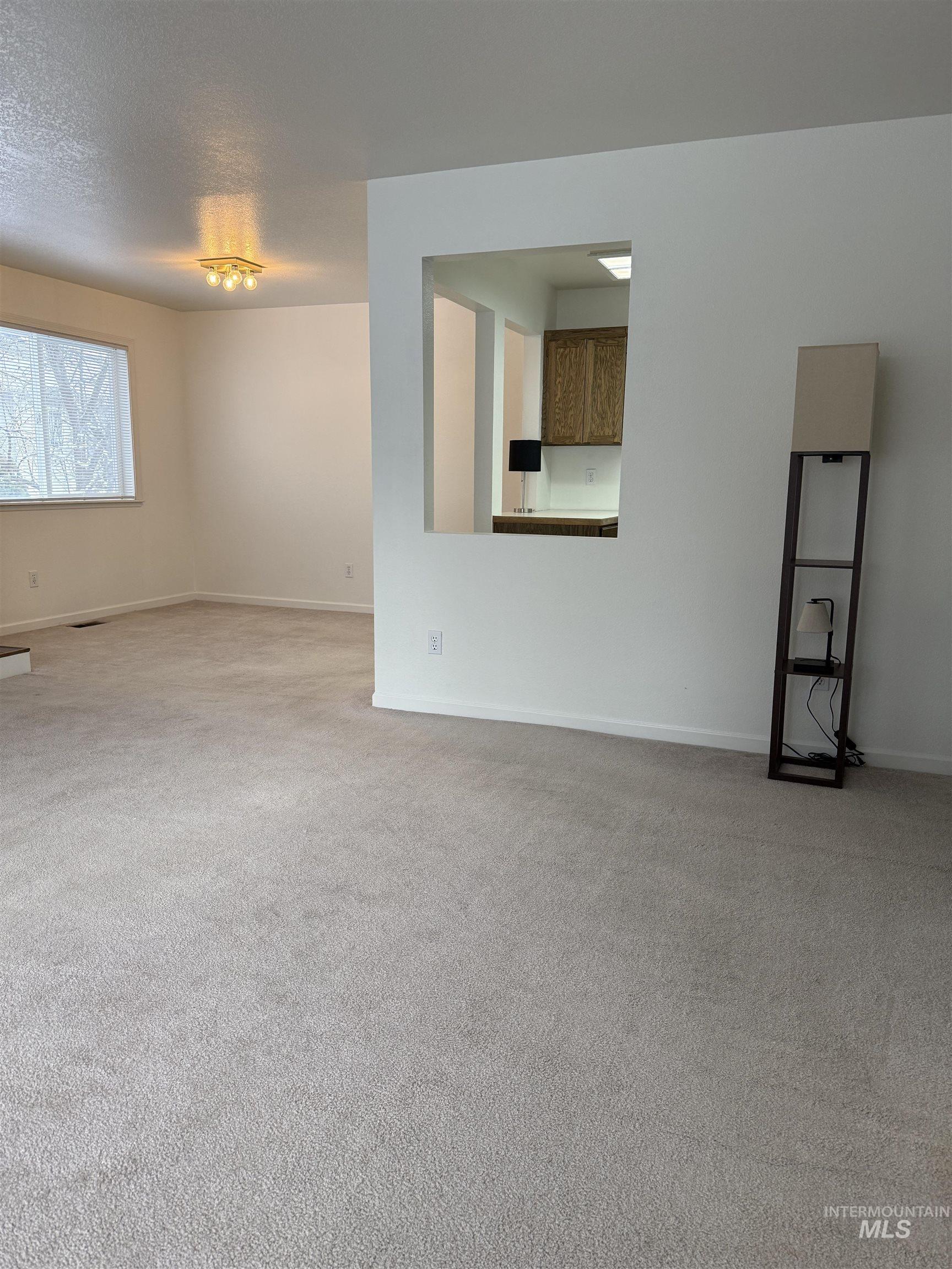 562 Deer Meadow Property Photo 6