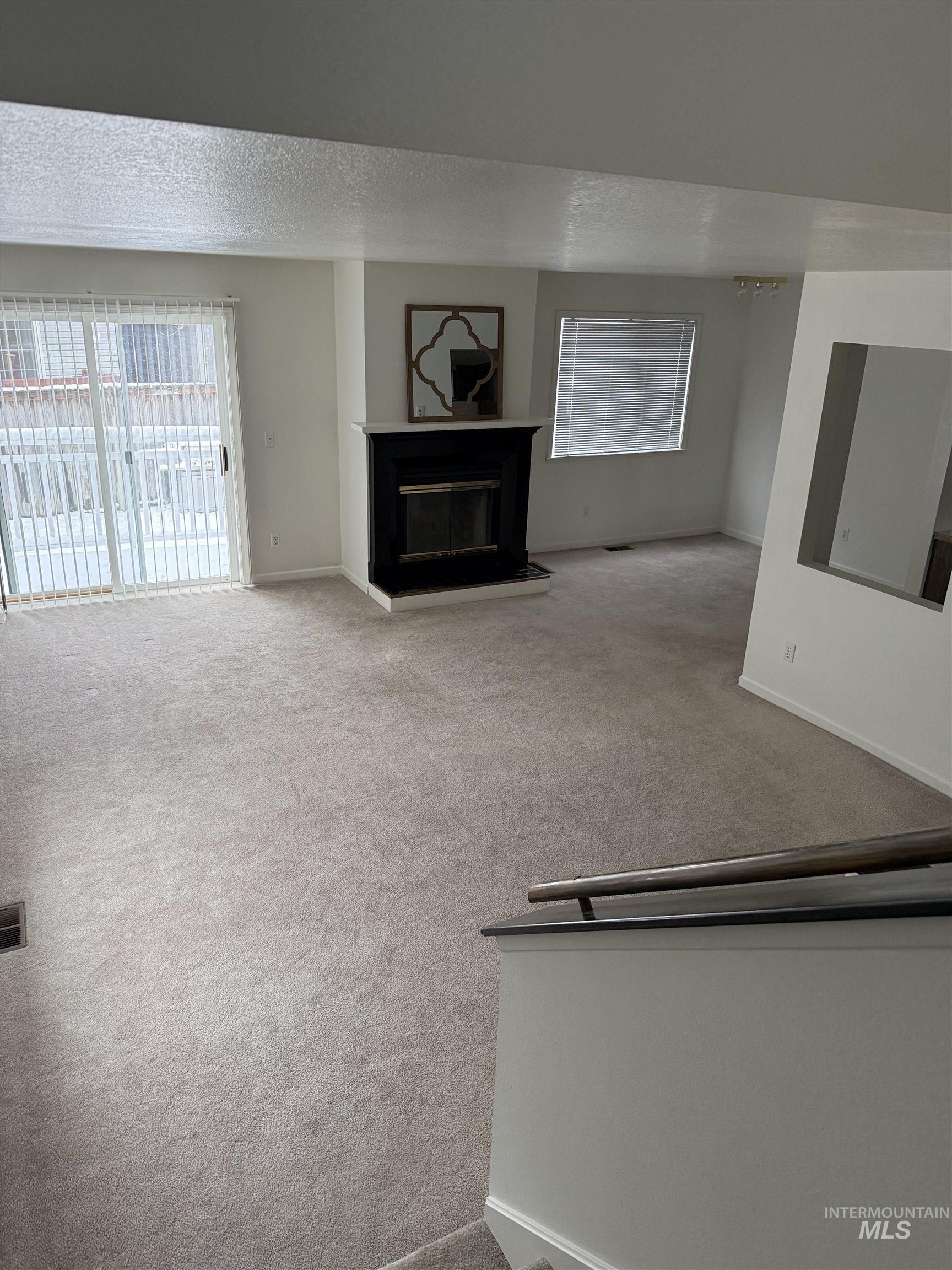 562 Deer Meadow Property Photo 10