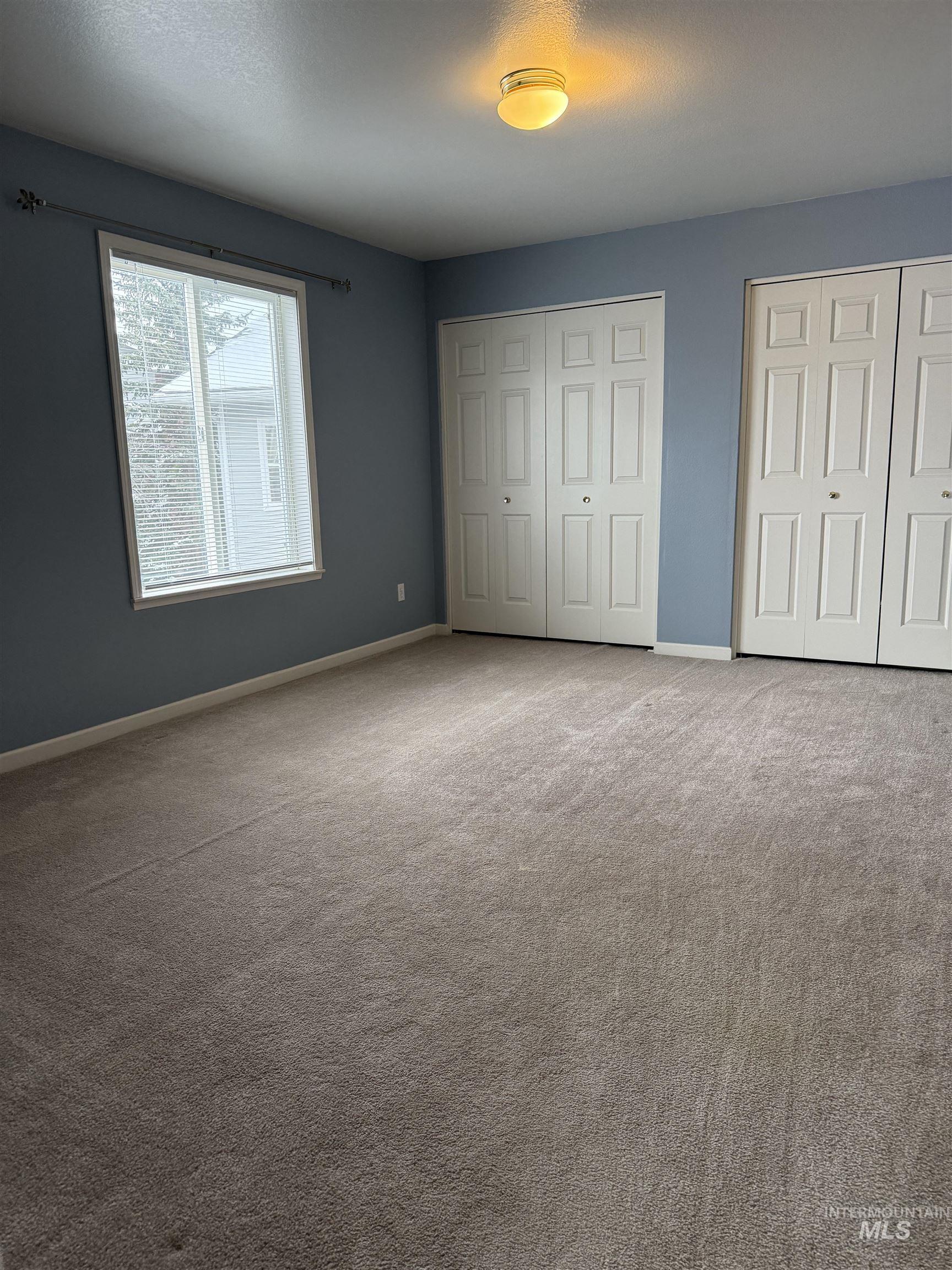 562 Deer Meadow Property Photo 15
