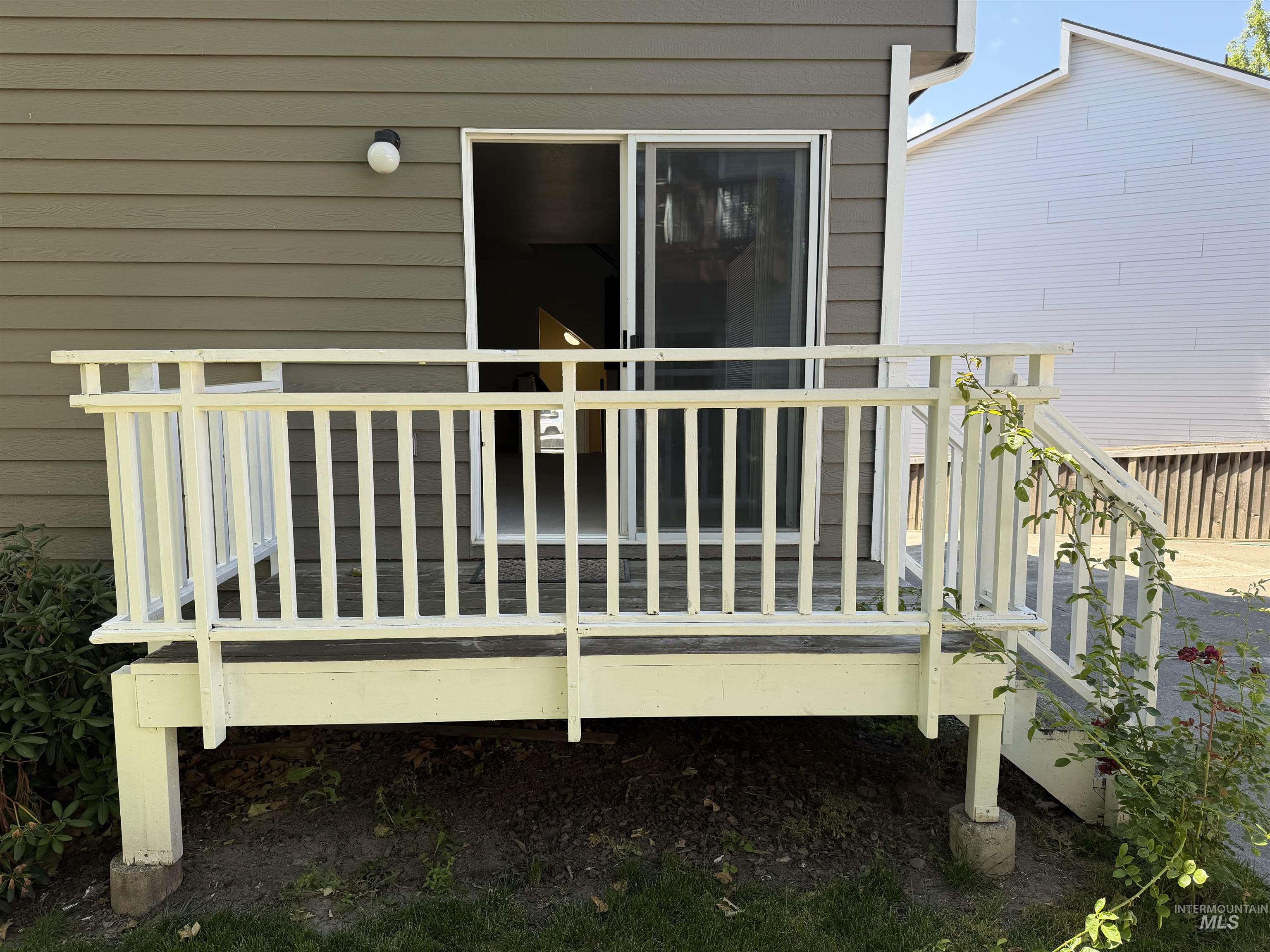 562 Deer Meadow Property Photo 27