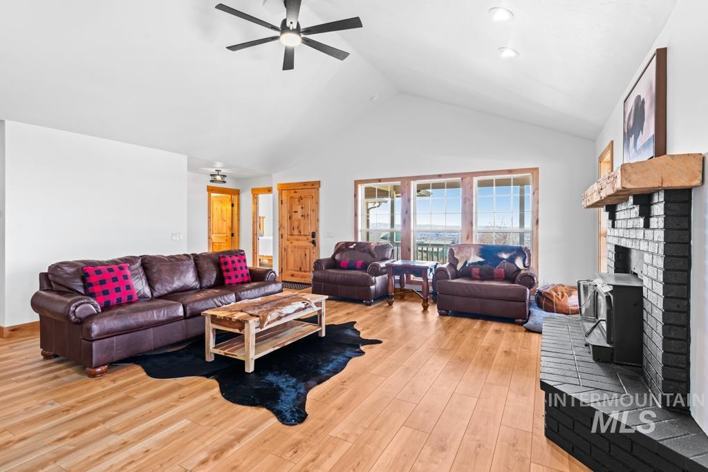 2132 Corral Road Property Photo 10