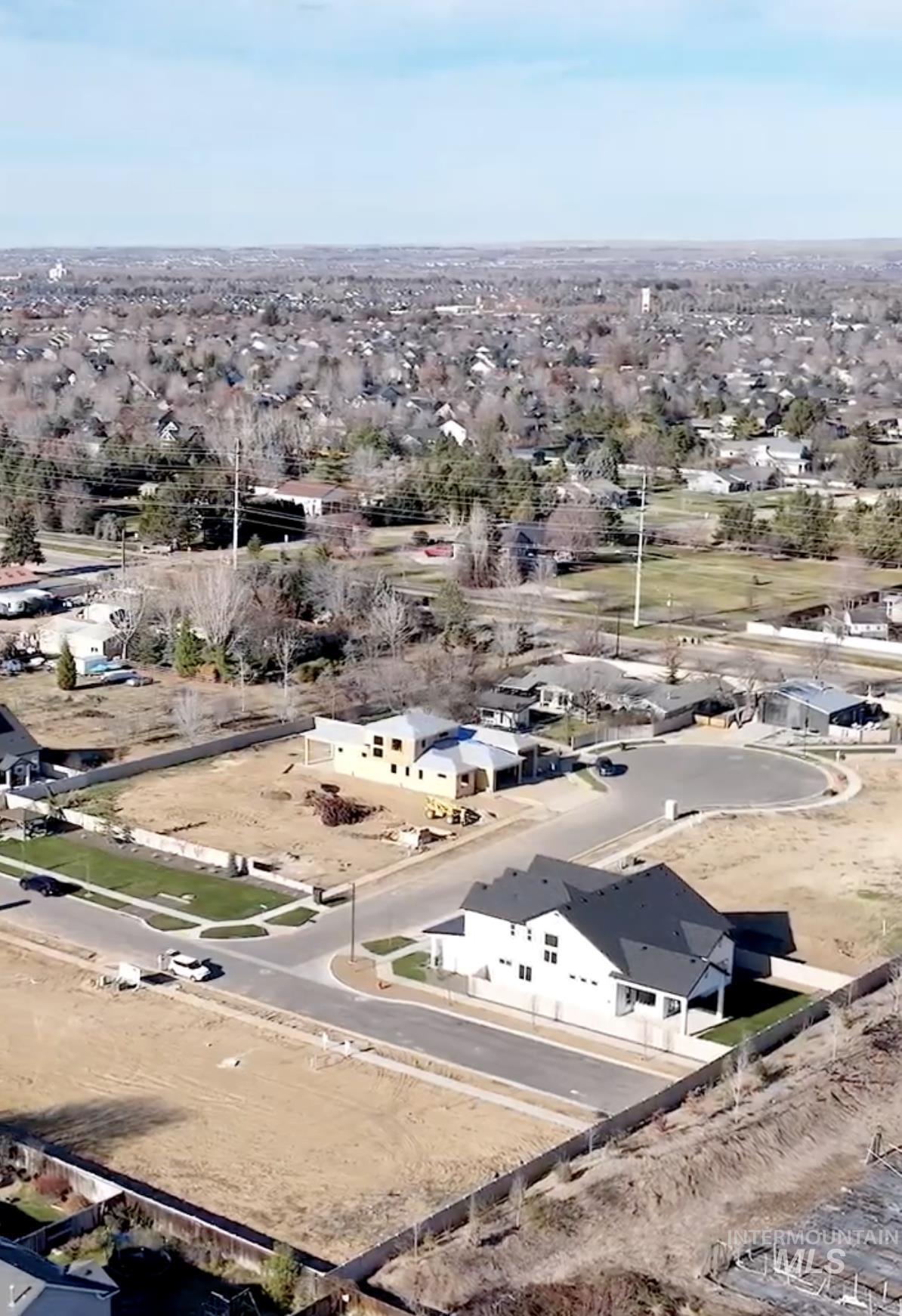 1231 E Territory St Property Photo 3