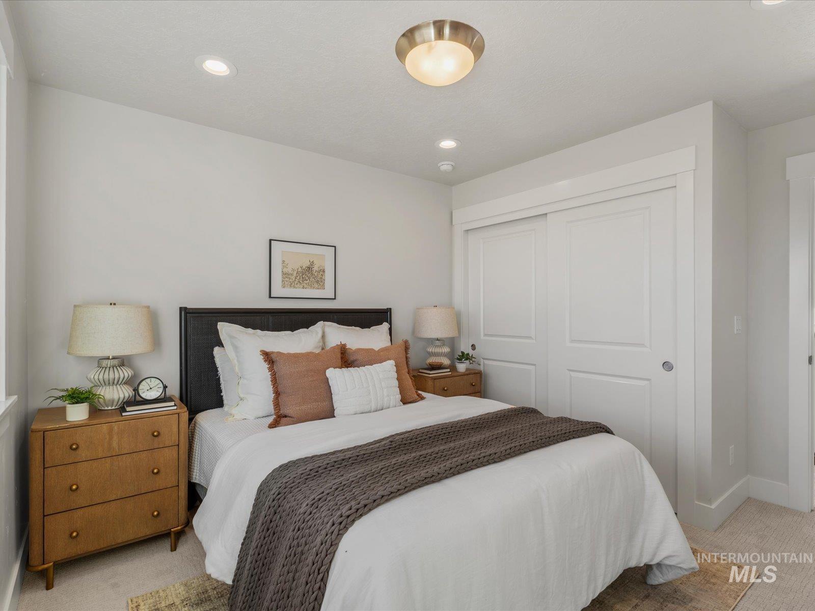 375 S Strut Way Property Photo 31