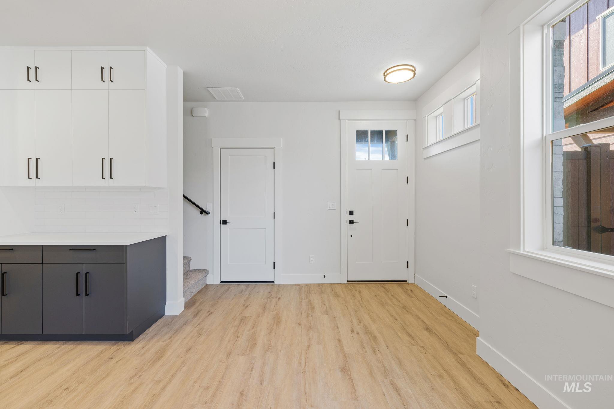 22 Bridger St Property Photo 10