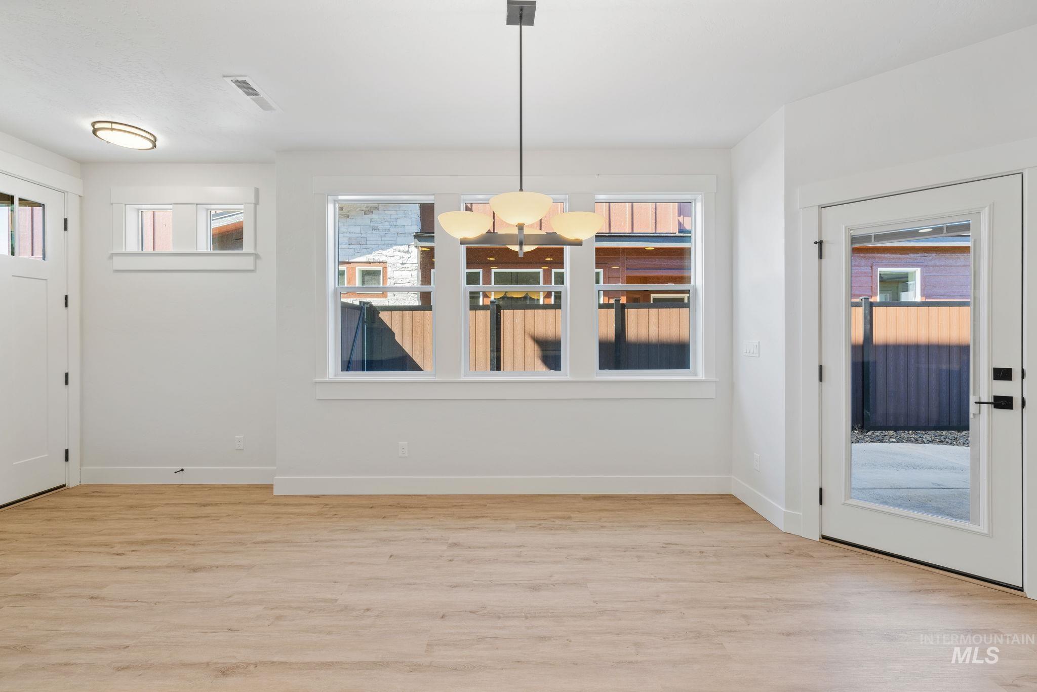 22 Bridger St Property Photo 12