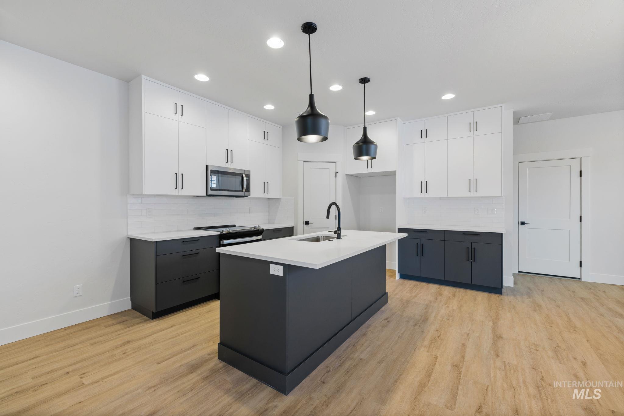 22 Bridger St Property Photo 14