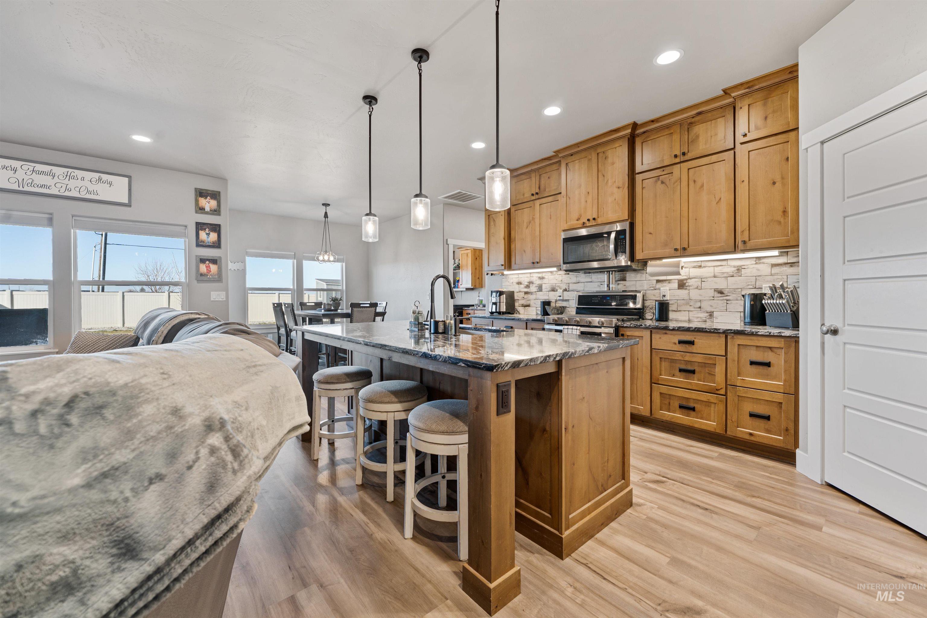 1005 Kenbrook Loop Property Photo 10