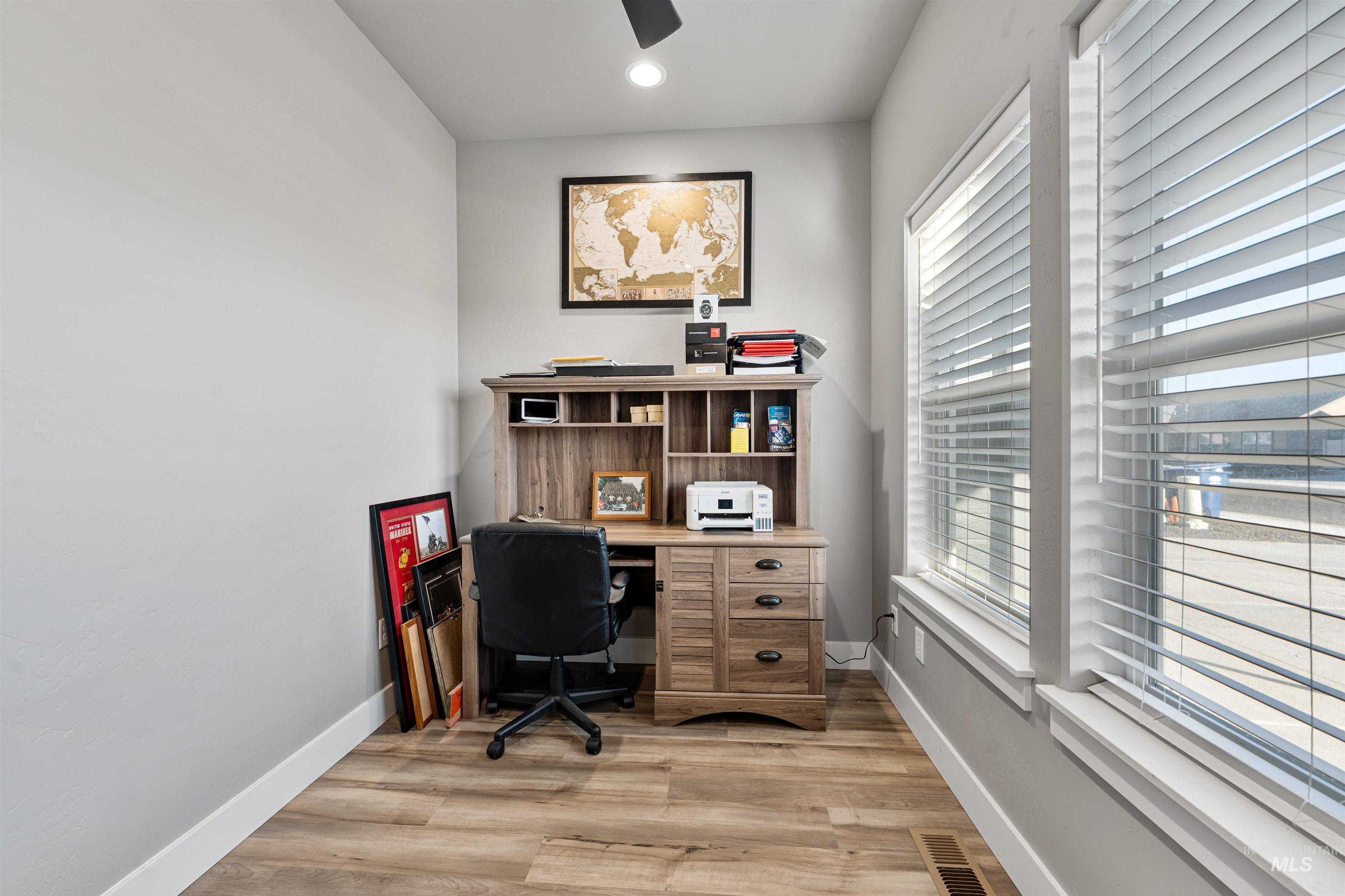 1005 Kenbrook Loop Property Photo 14