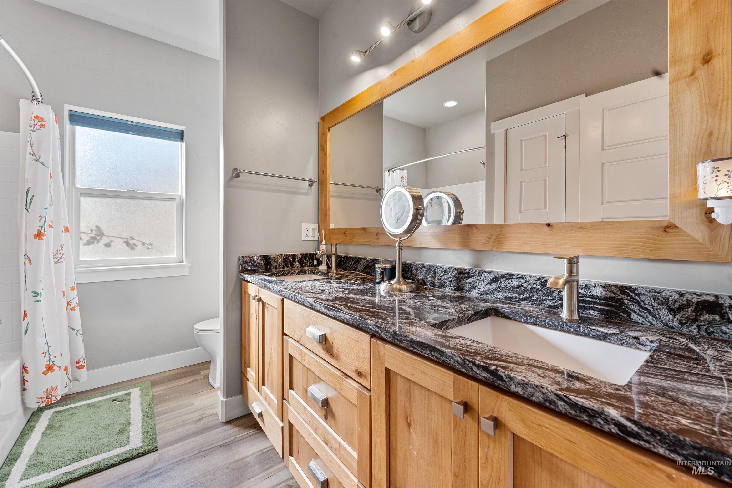1005 Kenbrook Loop Property Photo 15