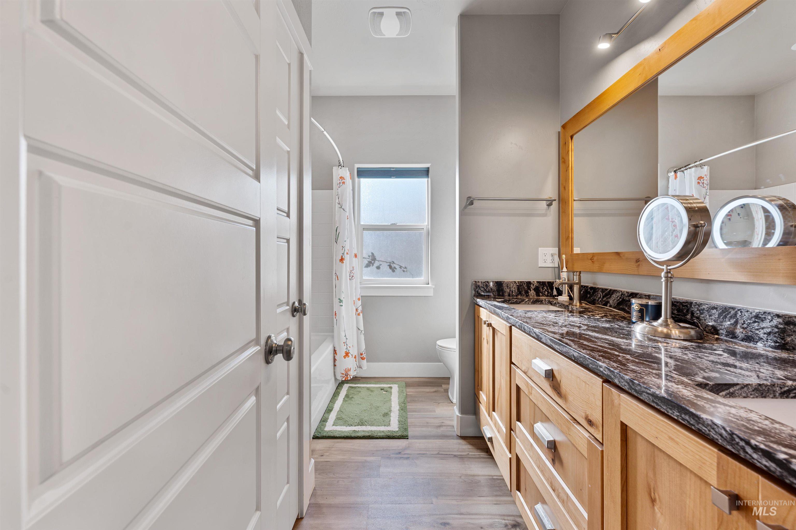 1005 Kenbrook Loop Property Photo 16