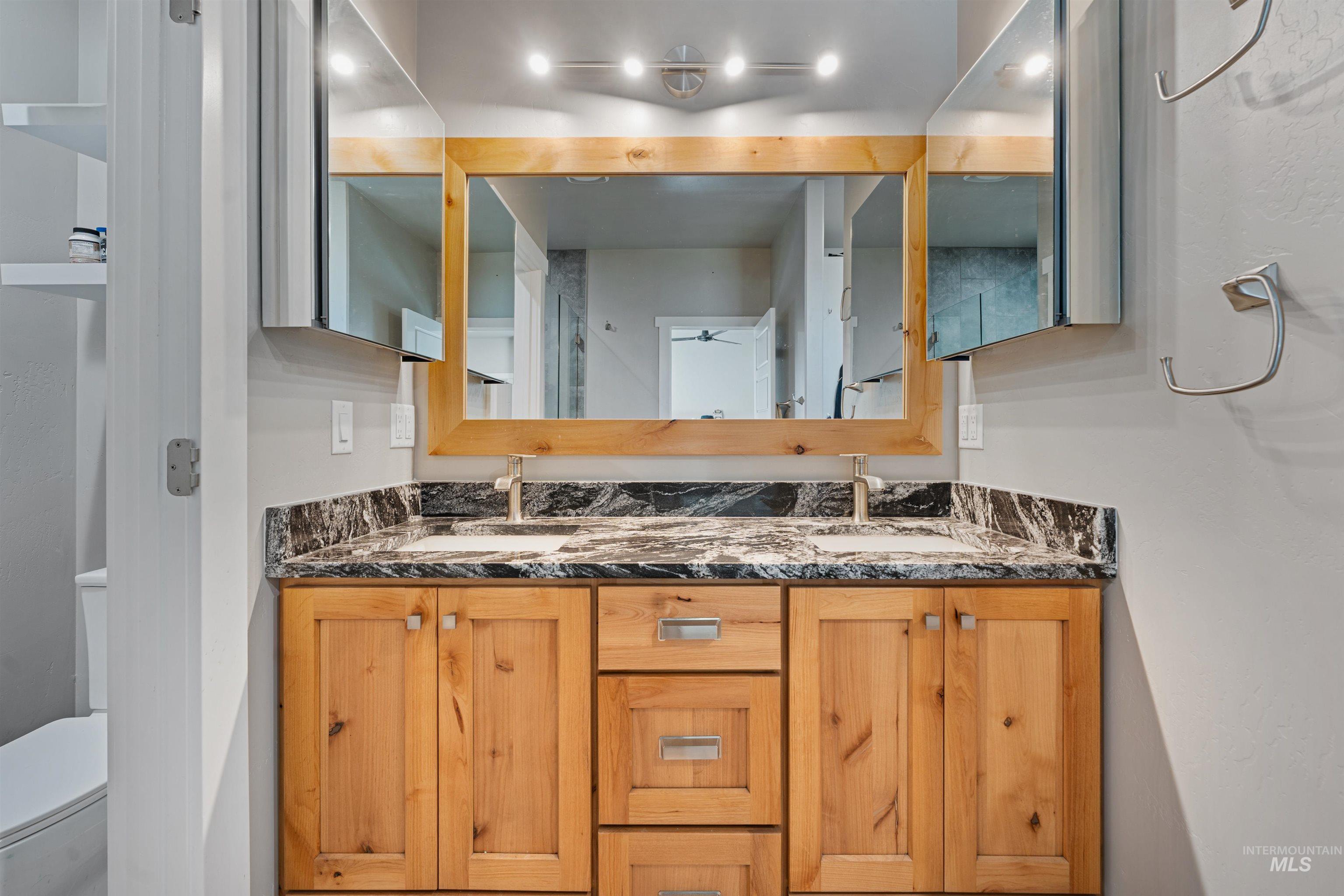 1005 Kenbrook Loop Property Photo 20