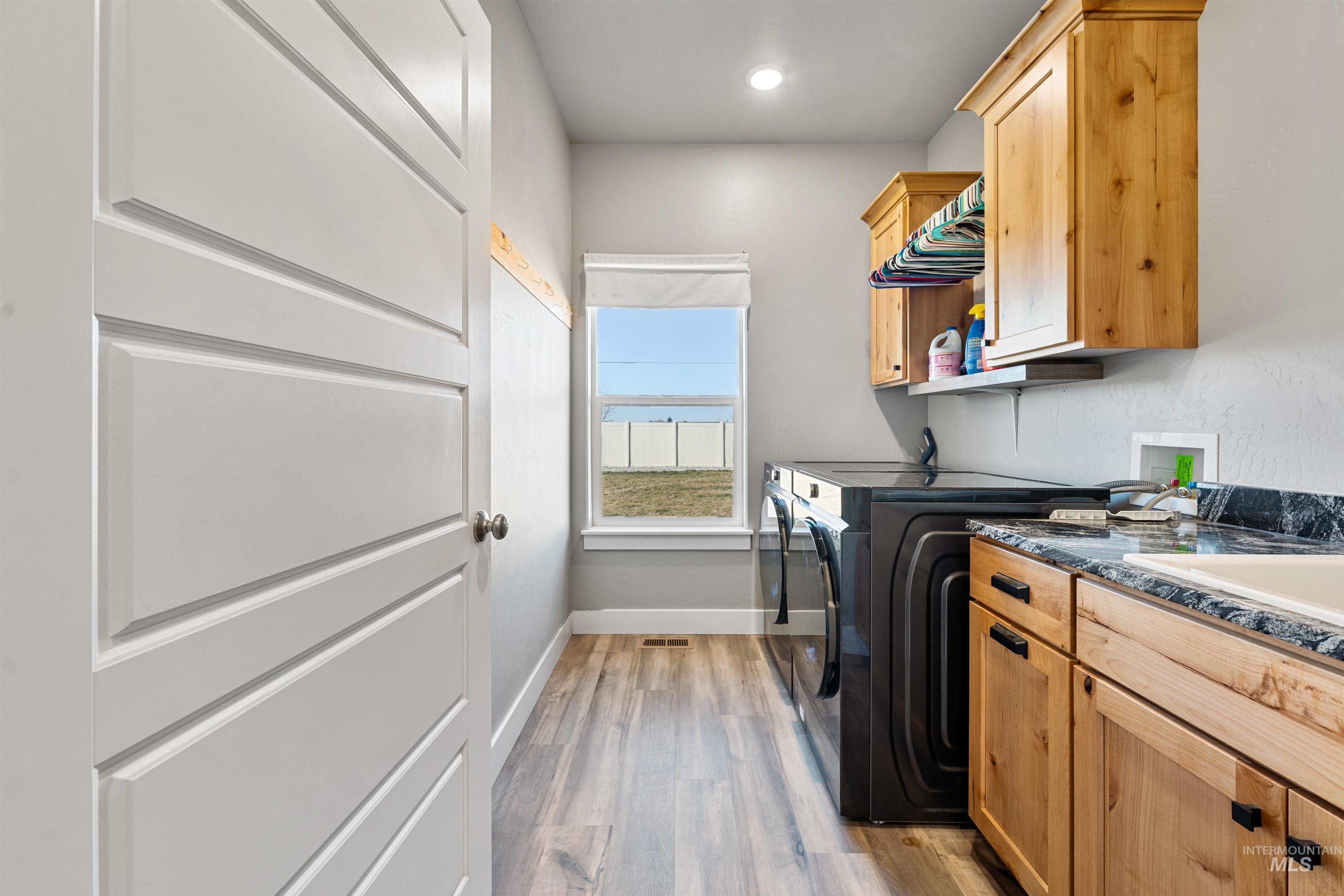 1005 Kenbrook Loop Property Photo 29