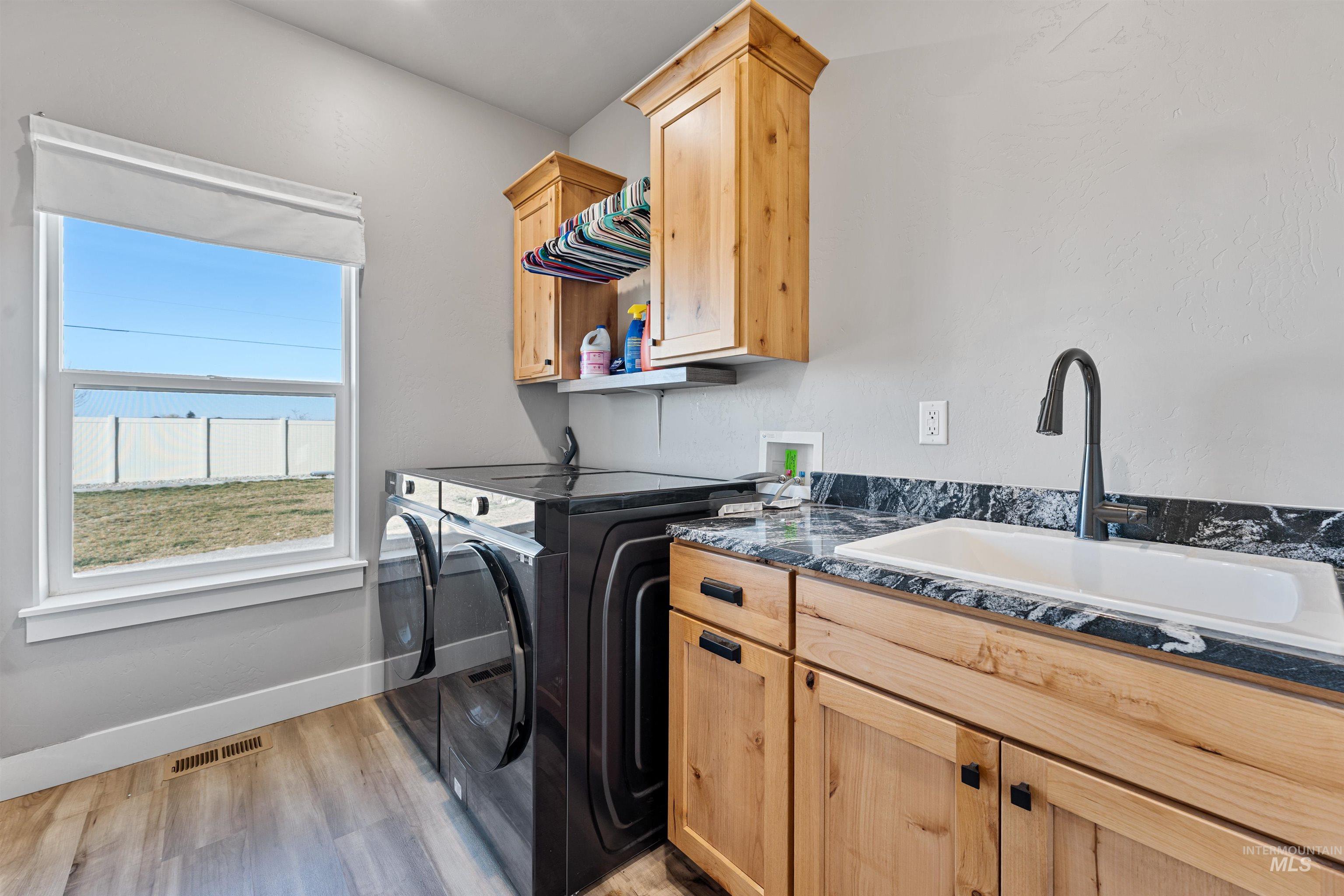 1005 Kenbrook Loop Property Photo 30