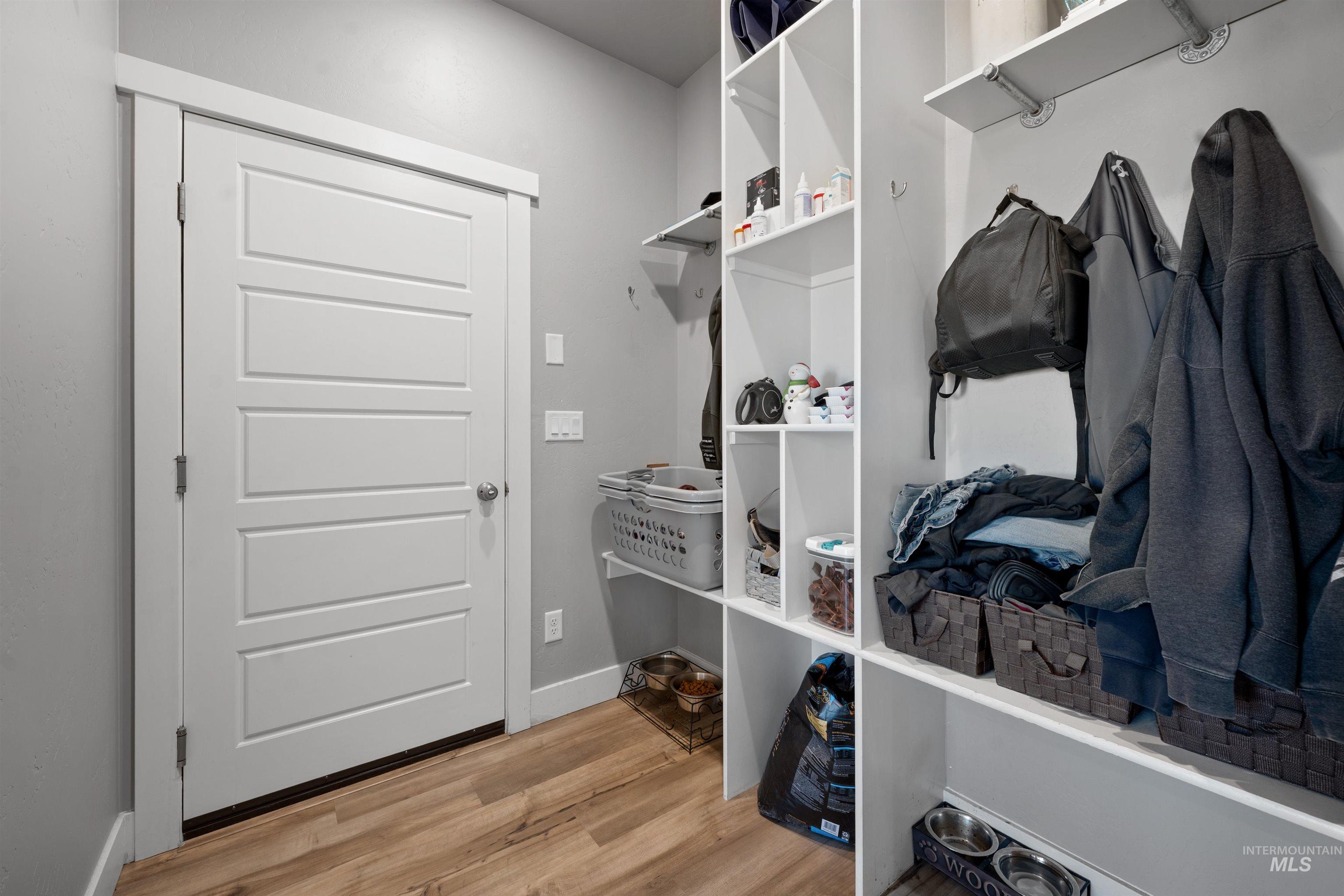 1005 Kenbrook Loop Property Photo 32