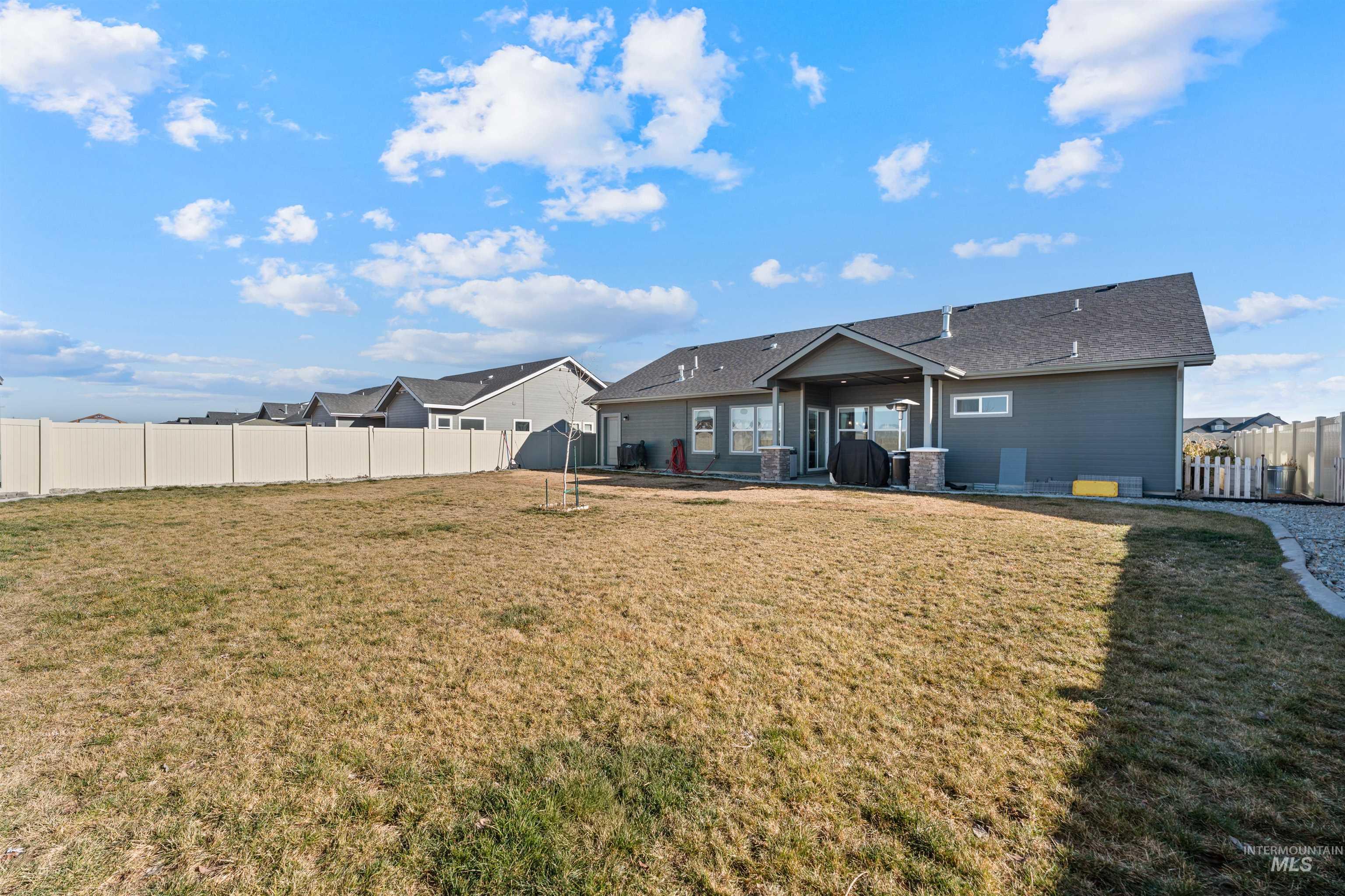 1005 Kenbrook Loop Property Photo 38