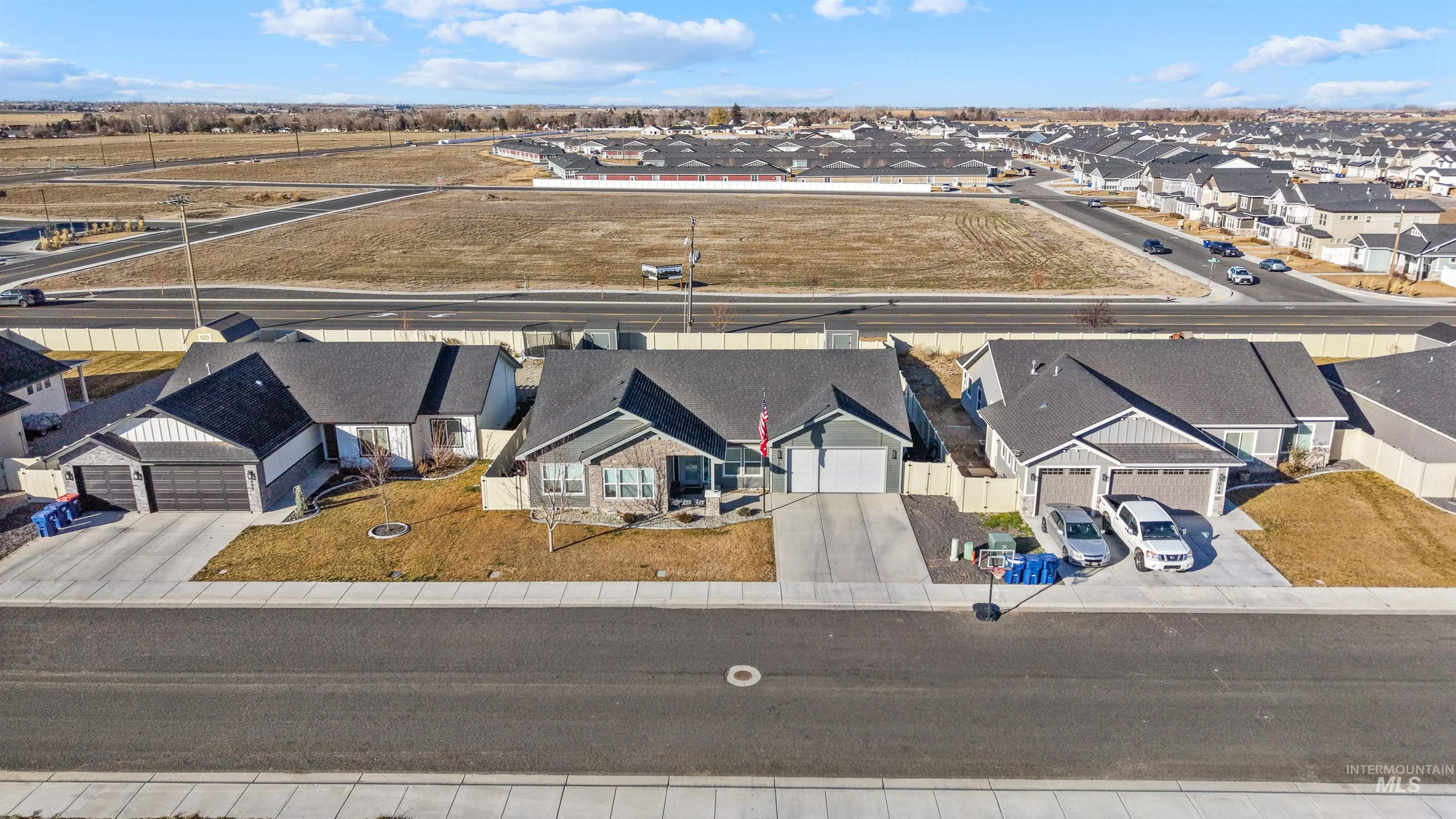 1005 Kenbrook Loop Property Photo 44