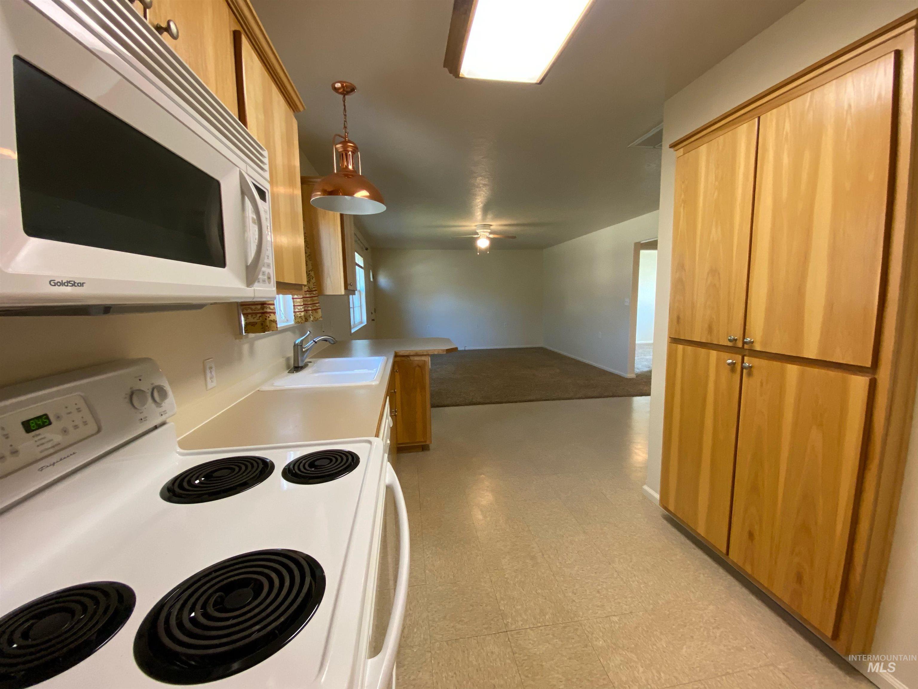109 Adams St. Property Photo 5