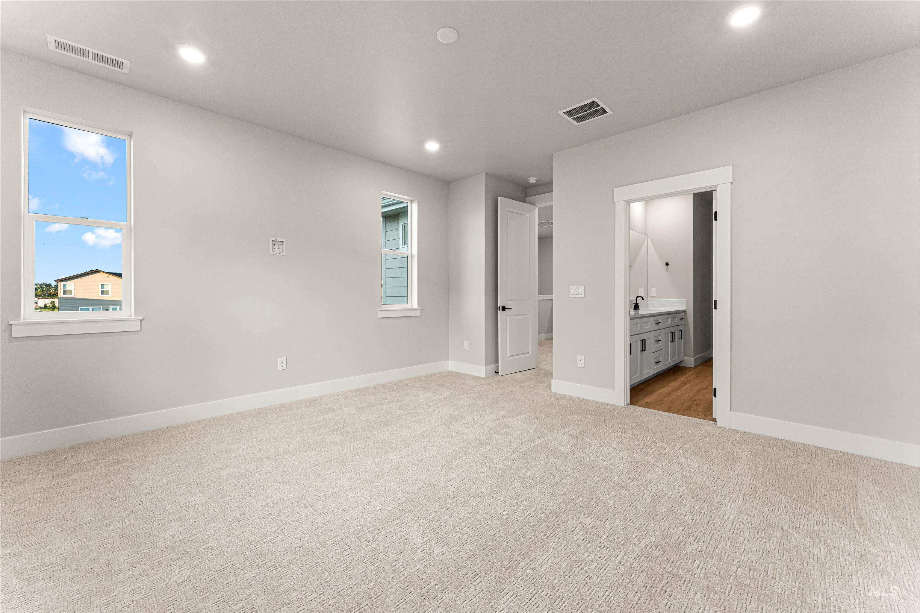 161 S Quincannon Ave. Property Photo 12