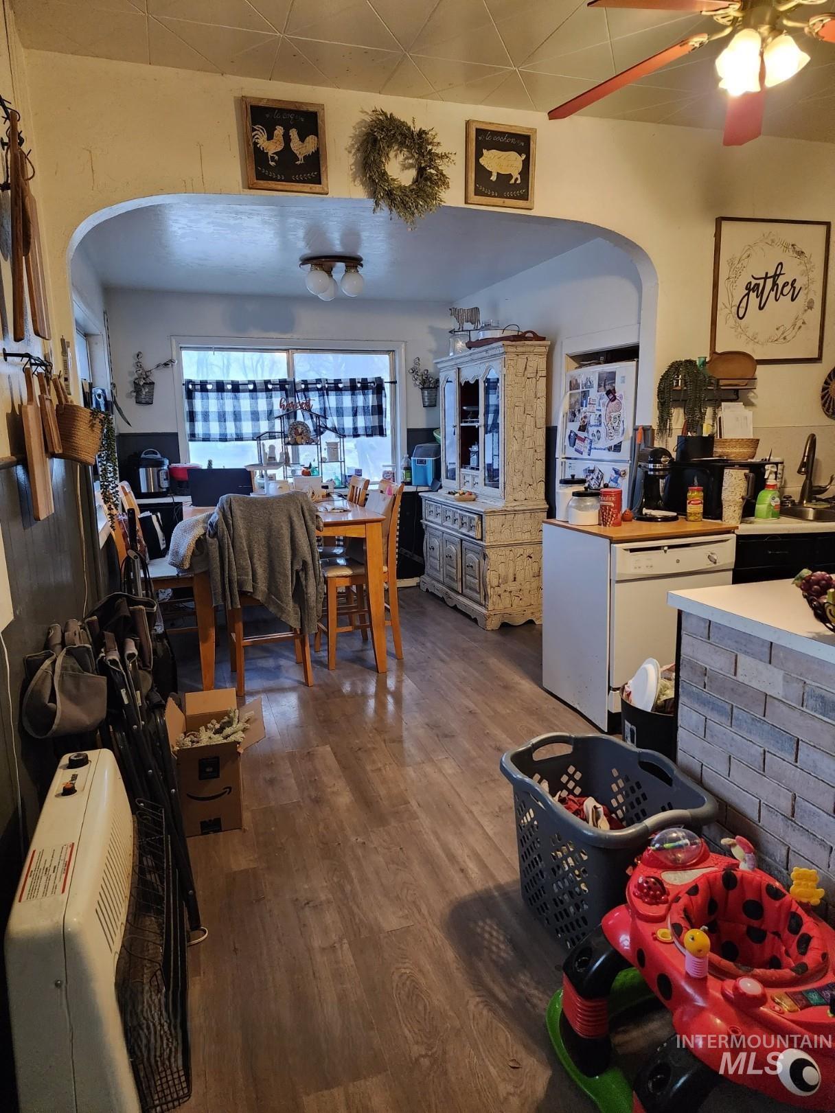 1875 Mclay Road Property Photo 7
