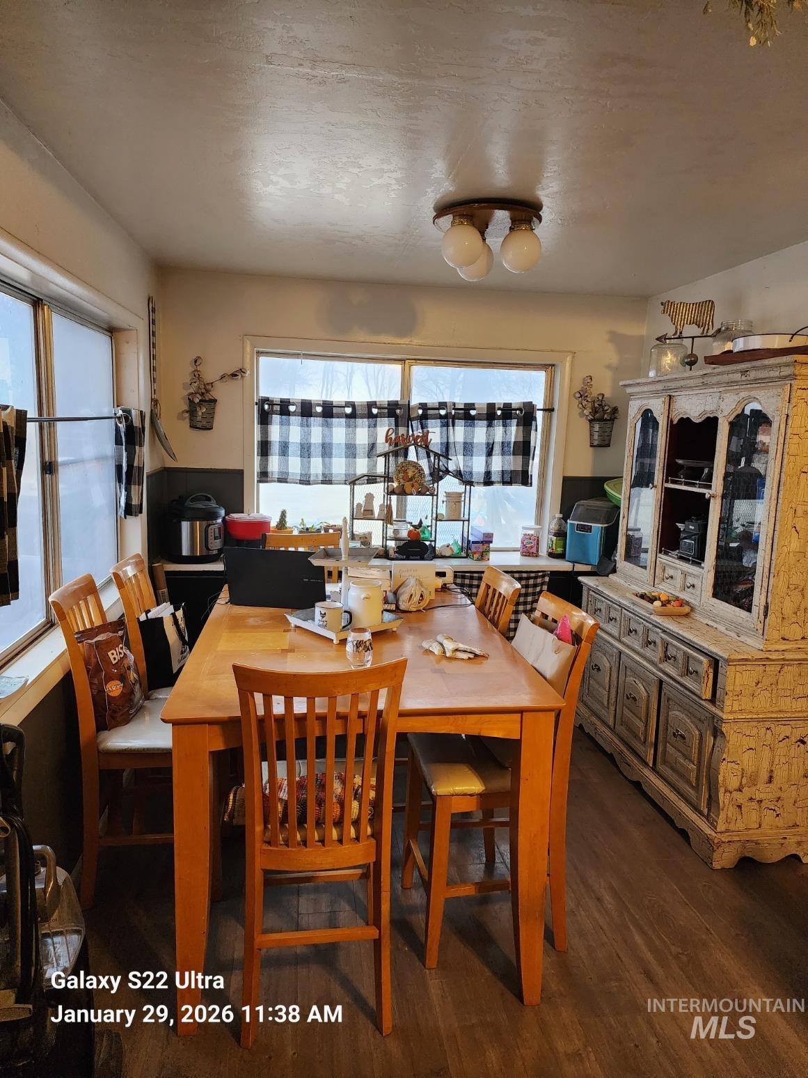 1875 Mclay Road Property Photo 9