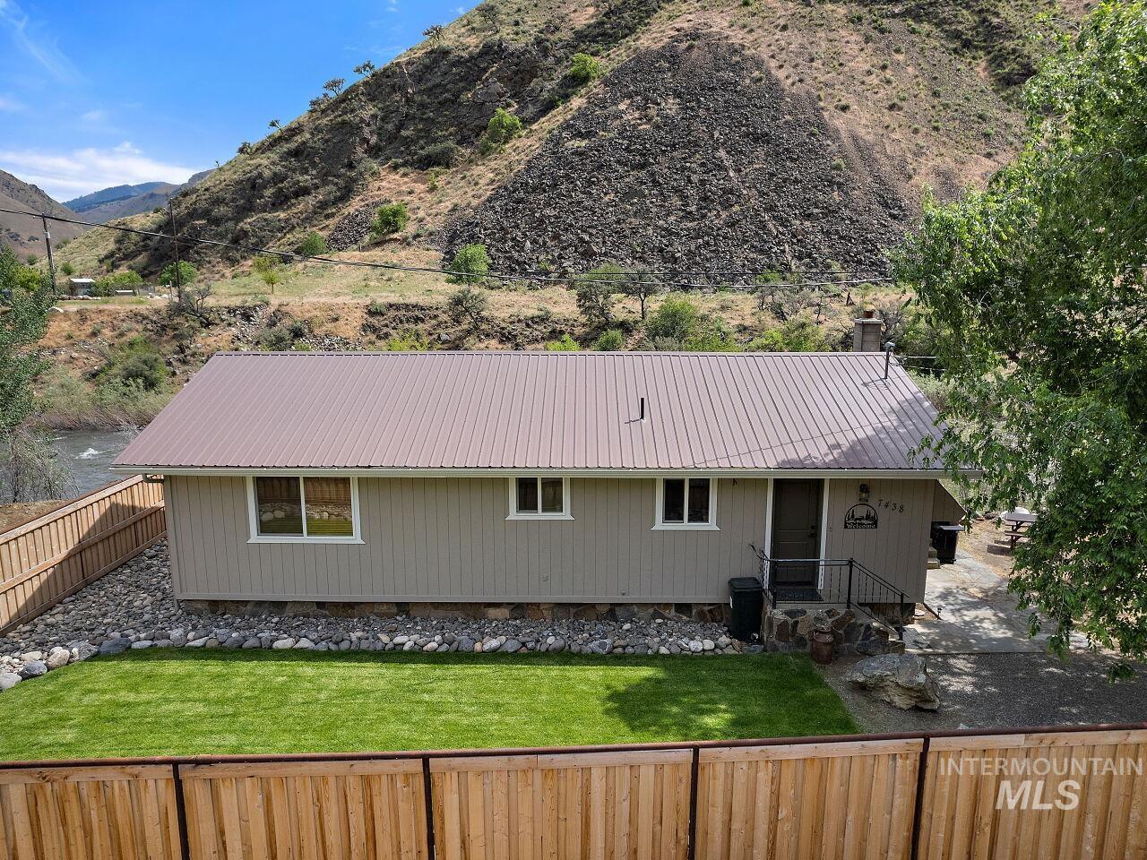 7438 Hwy 95 S Property Photo 4